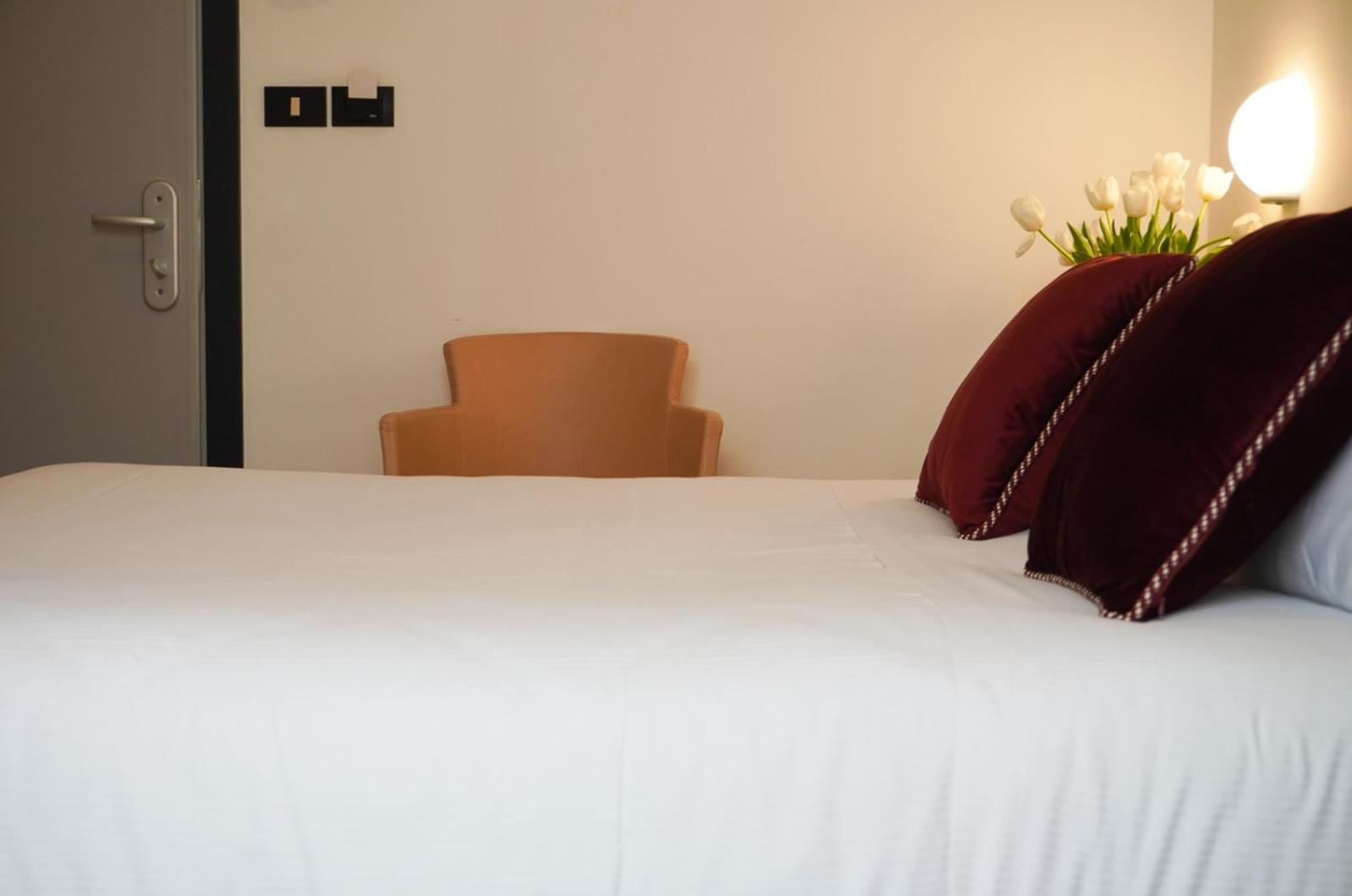 Economy Double Room photo 3