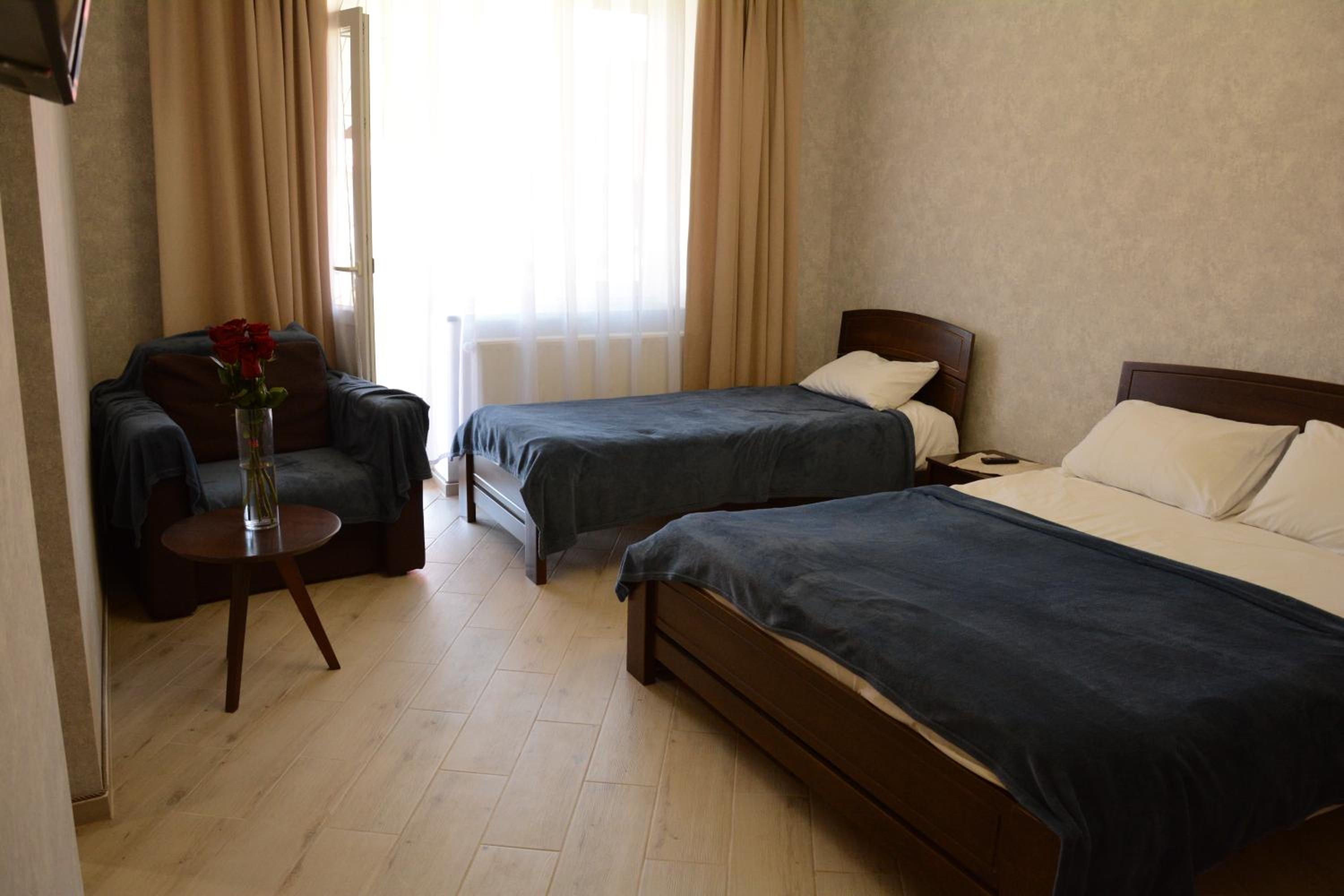 King Room with Balcony photo 2