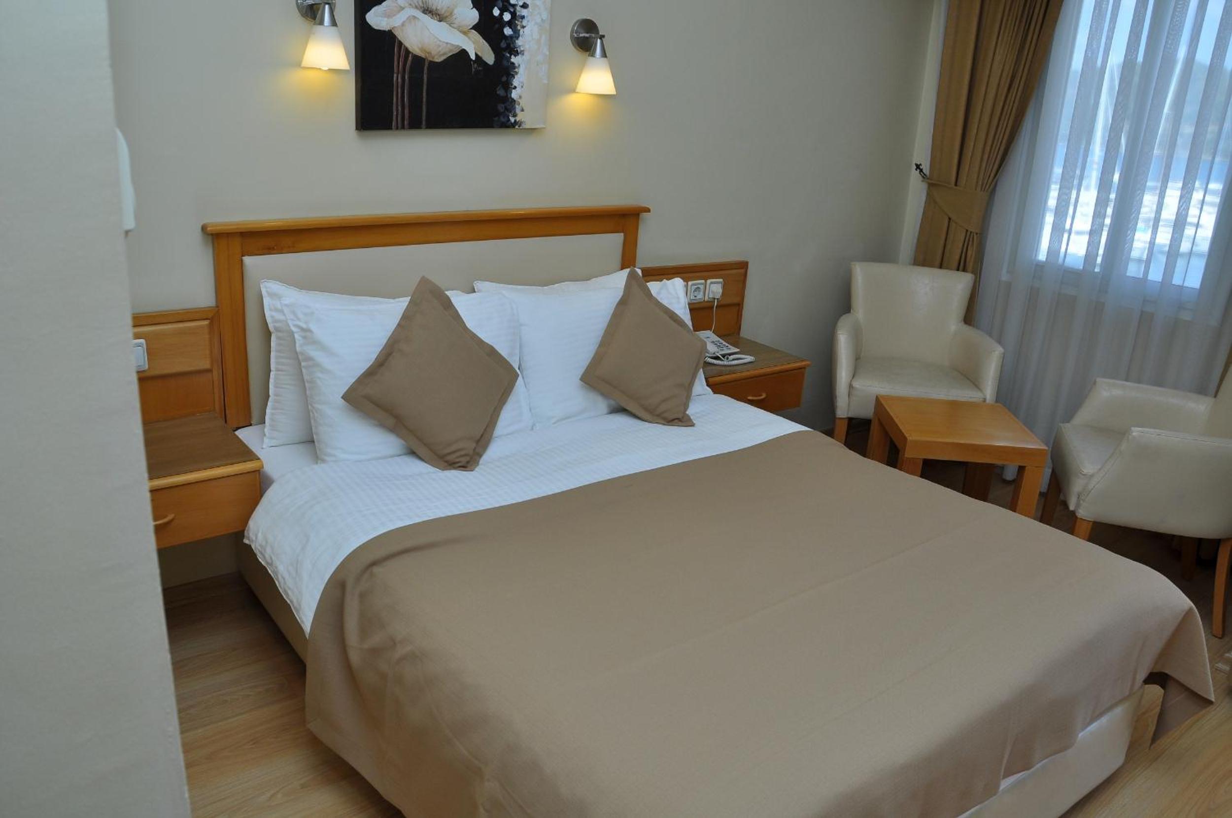 Deluxe Double Room with Sea View - Photo 1