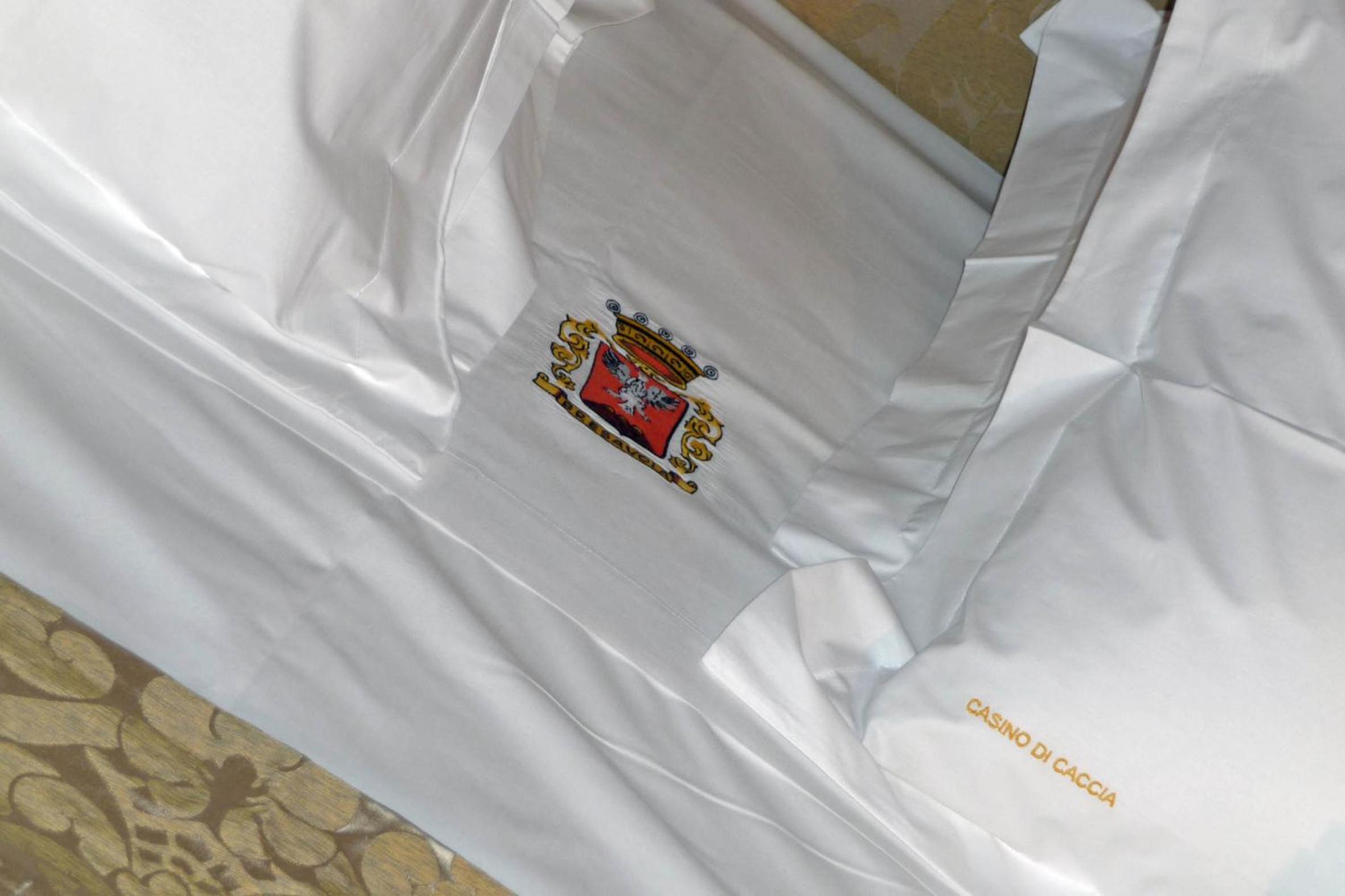 Suite - Photo 11