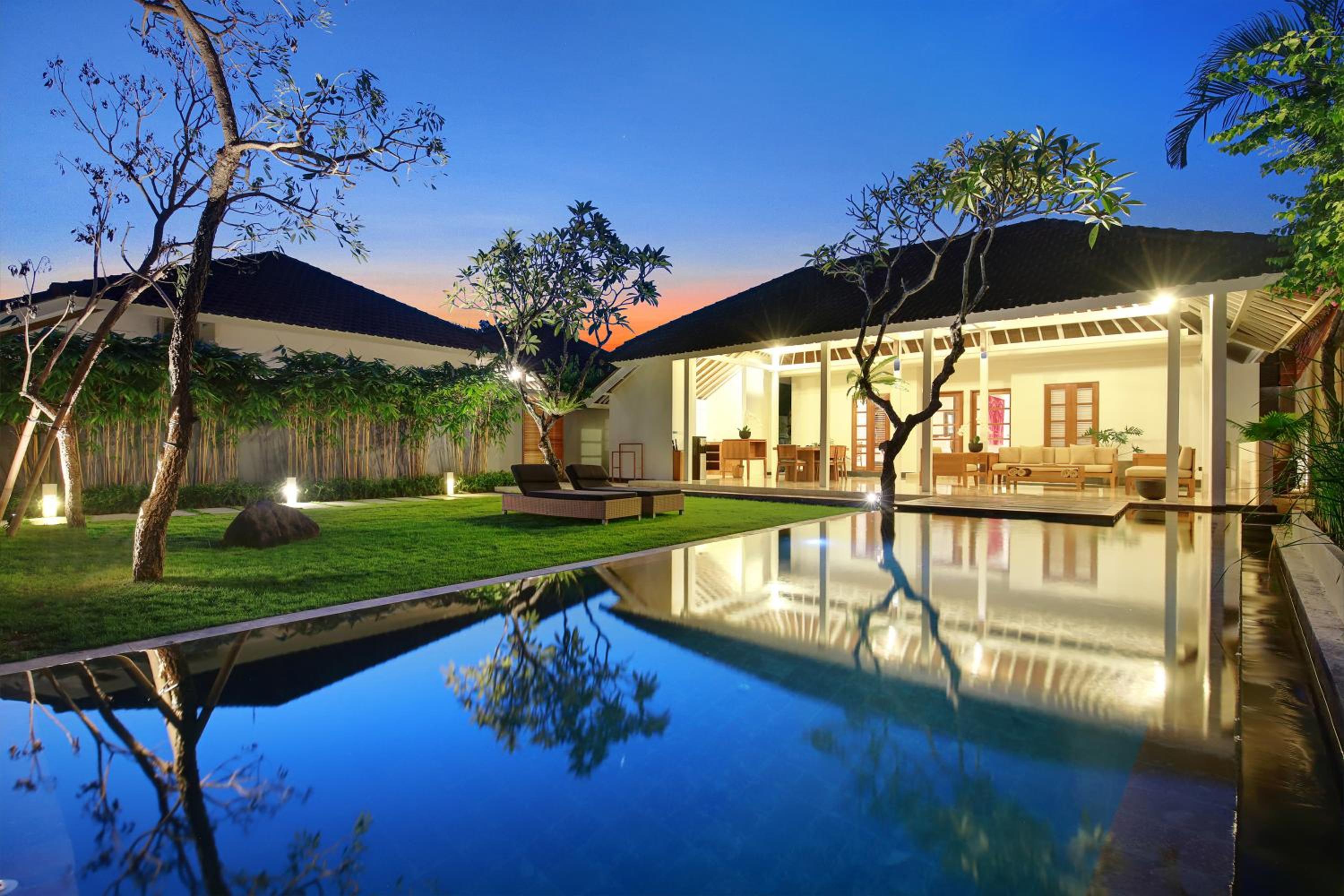 Two-Bedroom Pool Villa - Photo 11