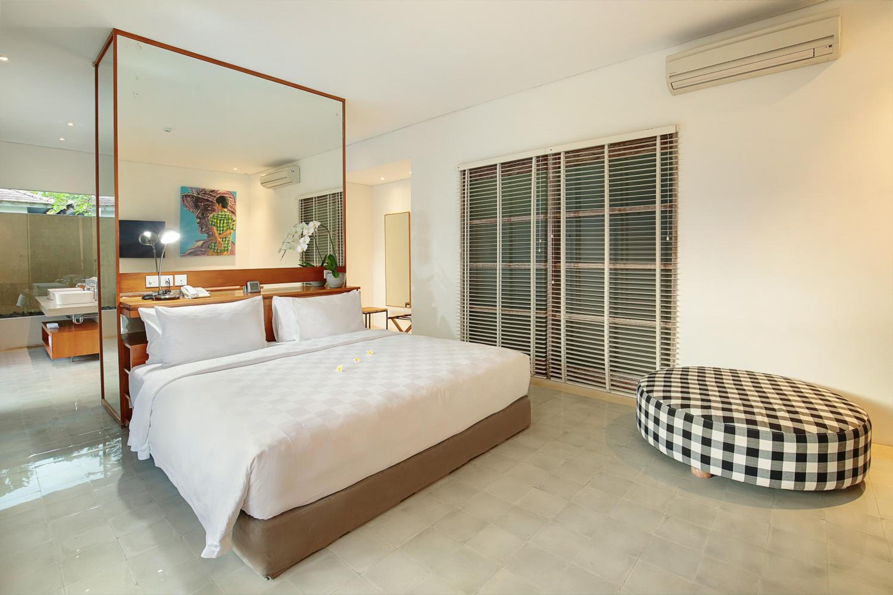 One-Bedroom Executive Pool Villa - Photo 4