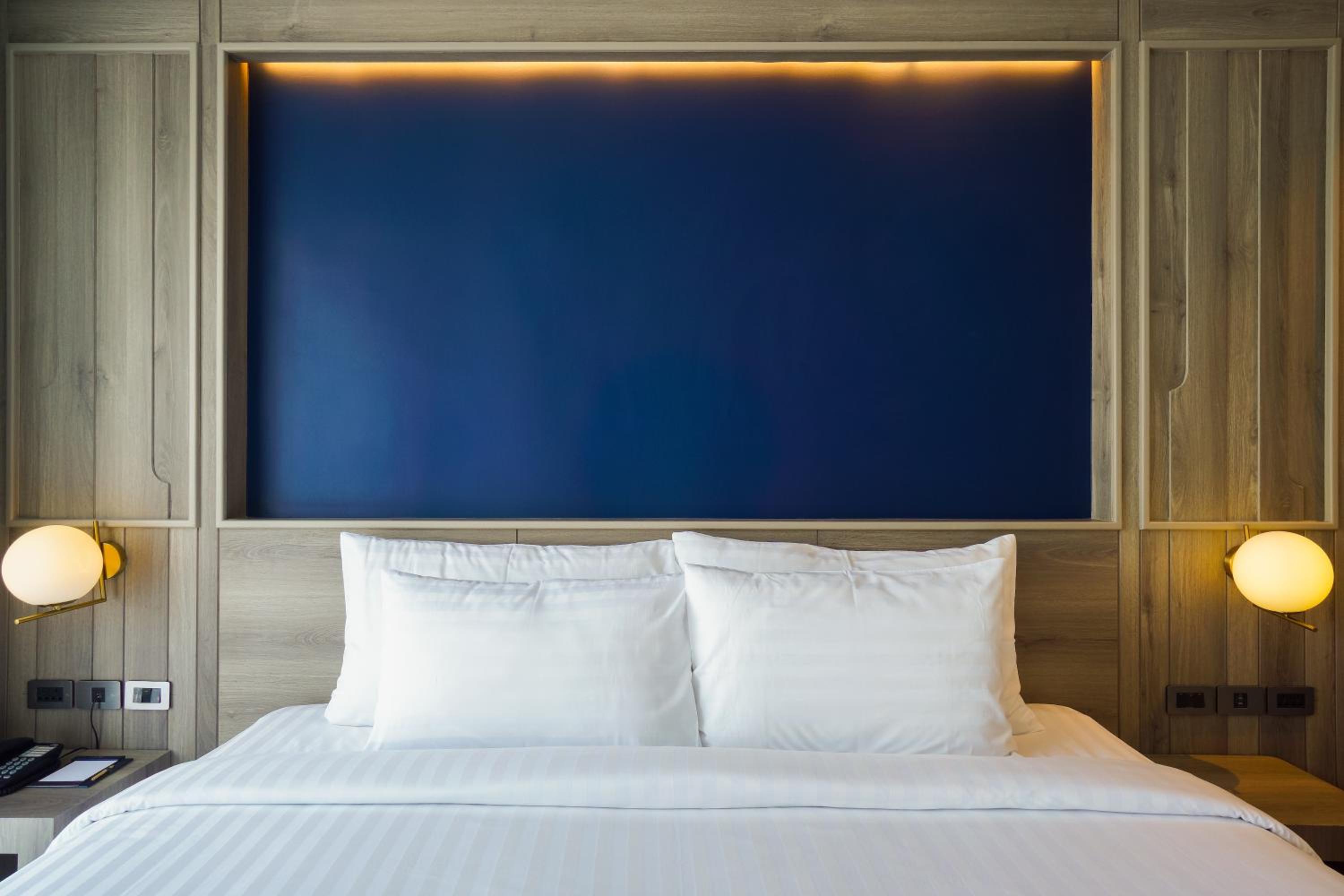Superior Double or Twin Room - Photo 16