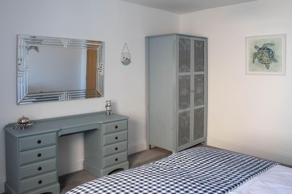 Two-Bedroom Apartment photo 2