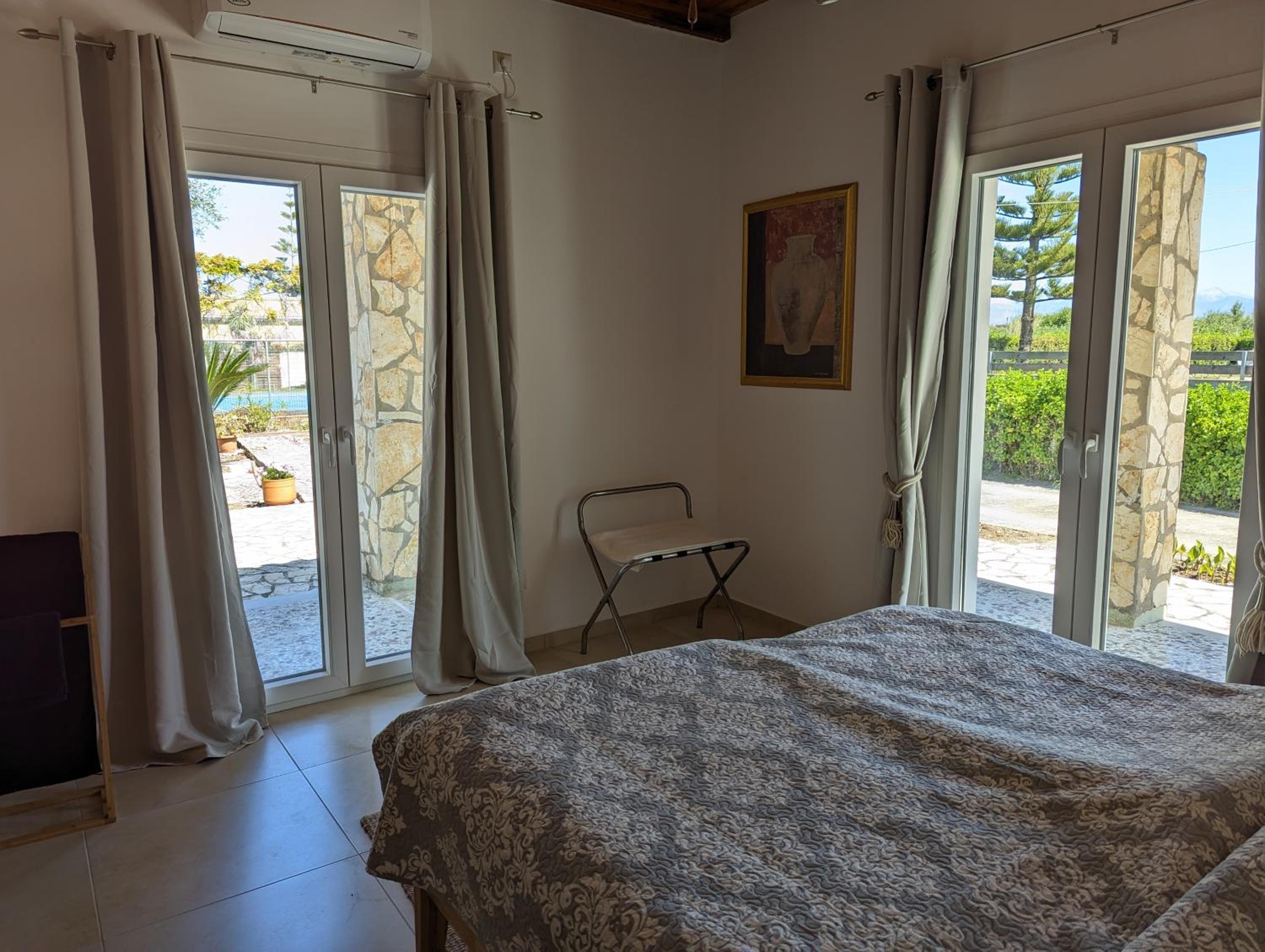 Three-Bedroom Villa photo 3