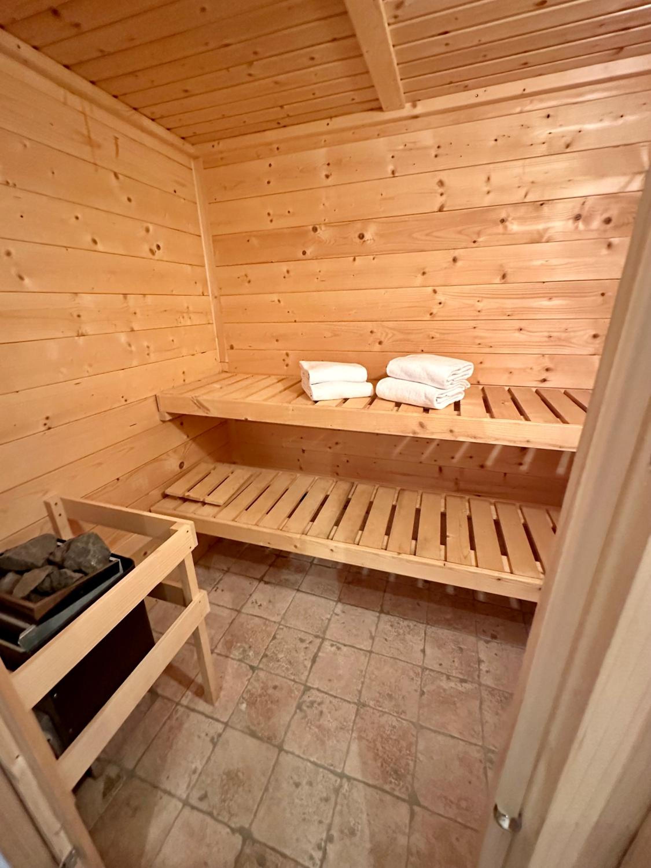 Junior Suite with Sauna - Annex - Photo 7