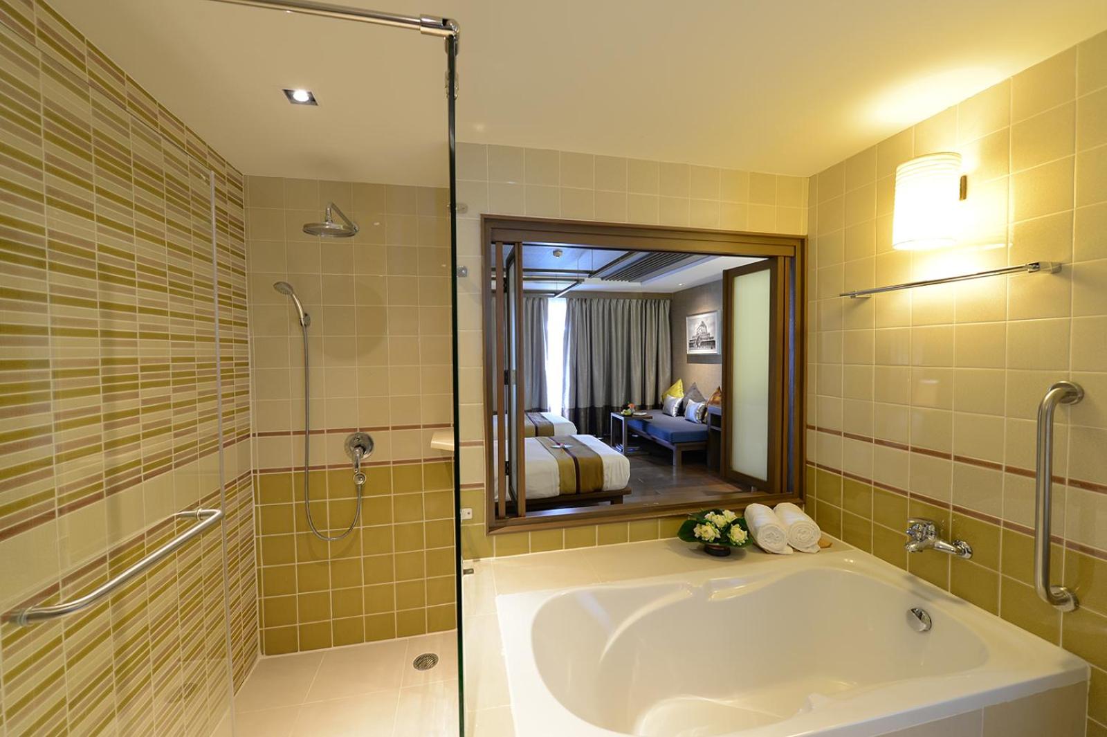 Deluxe Double or Twin Room - Photo 4
