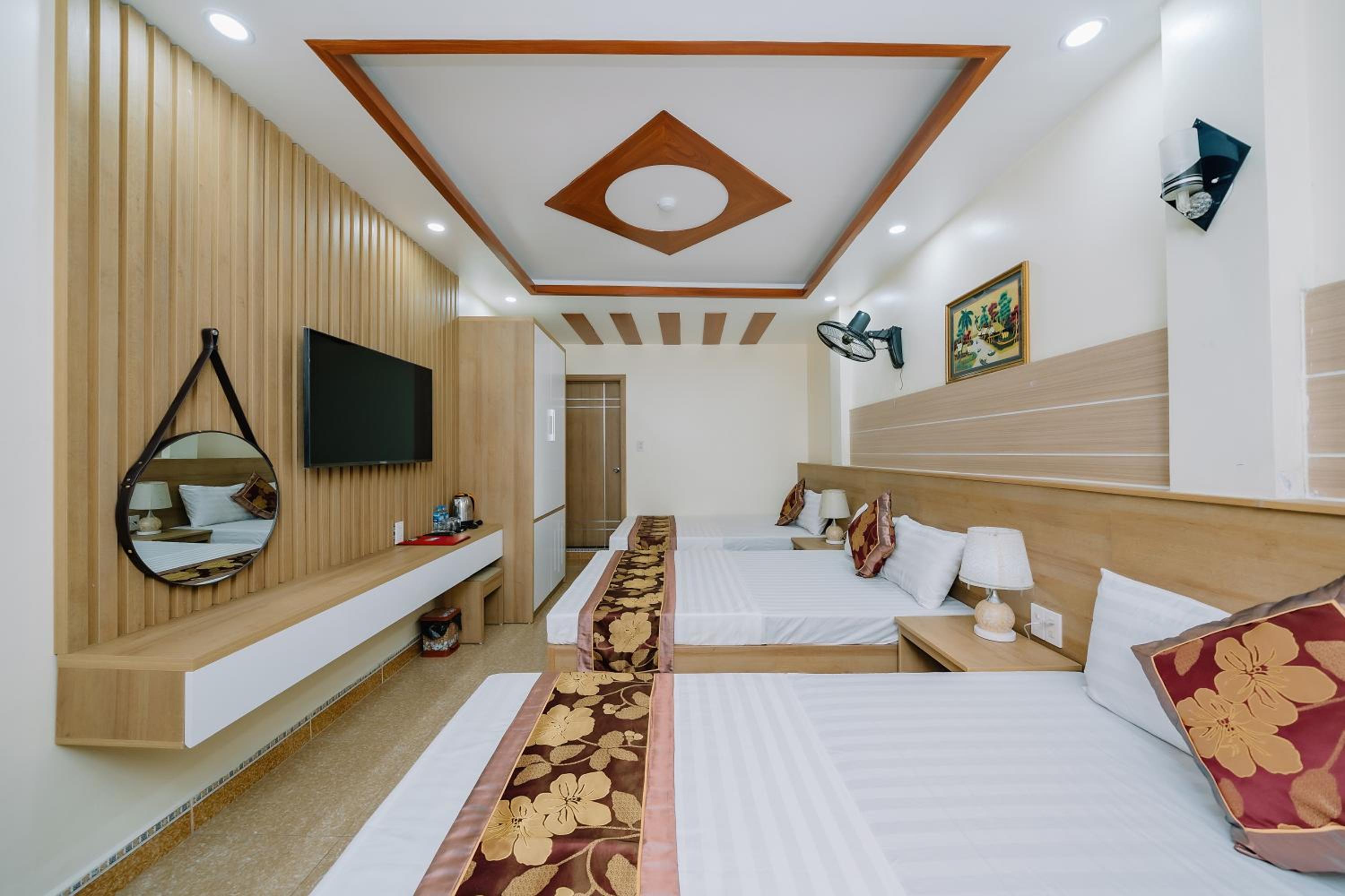 Superior Triple Room