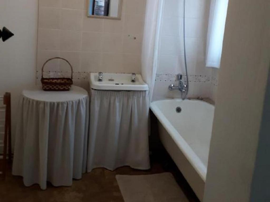 Apartment 1 - Photo 2