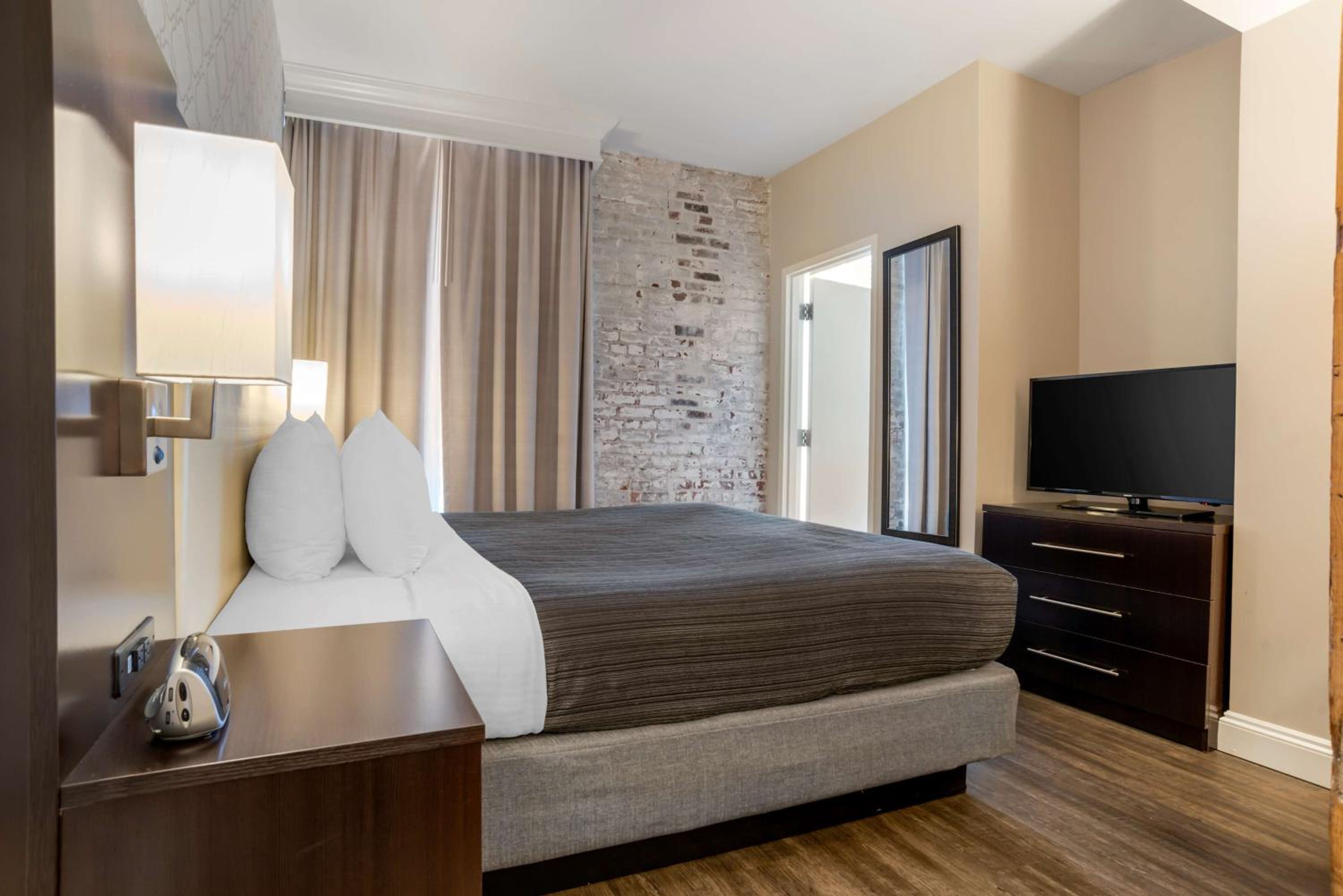 Queen Room - Photo 3