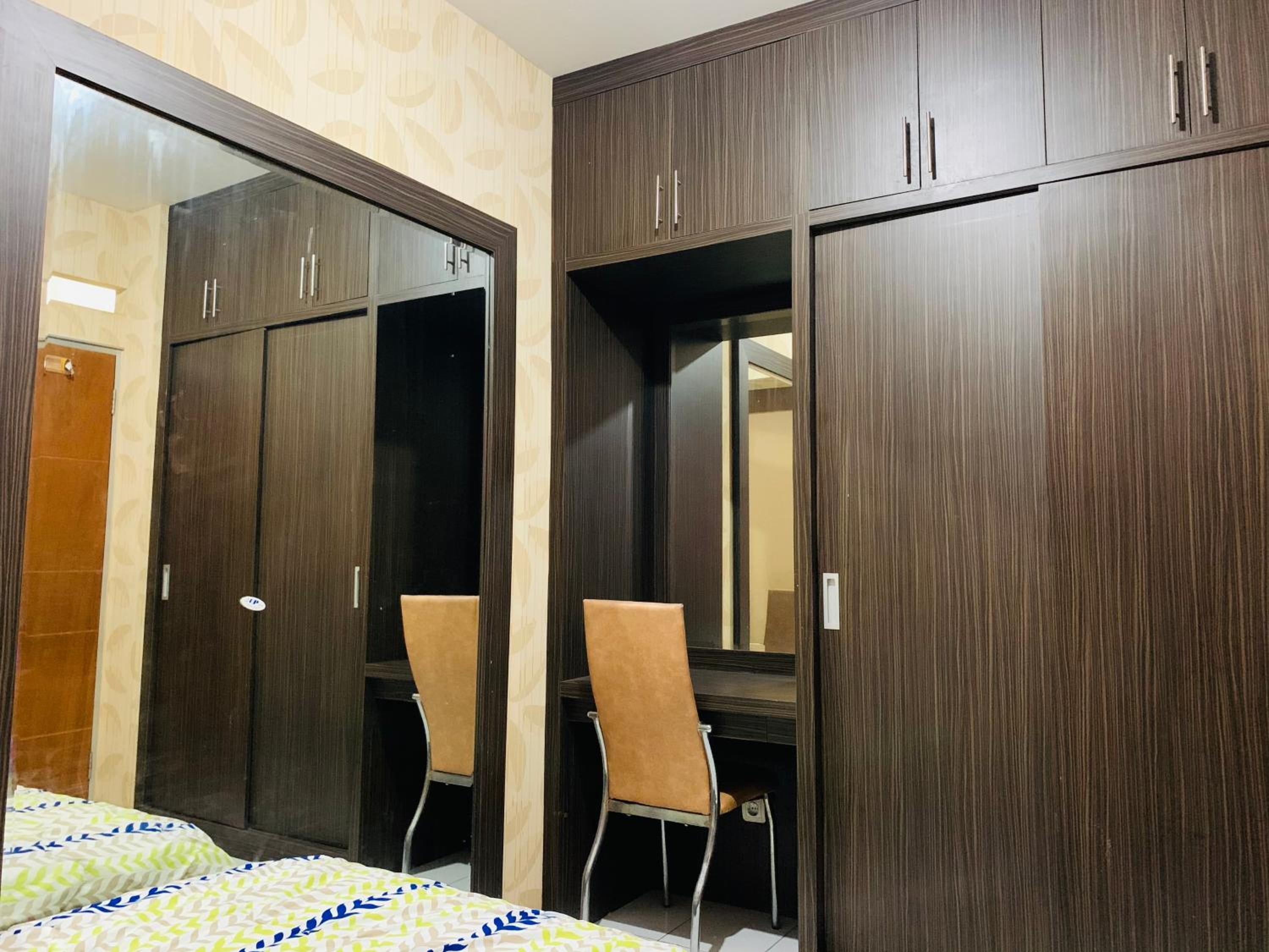 Two-Bedroom Apartment - Photo 3