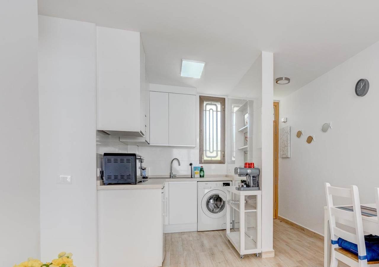 Two-Bedroom Apartment photo 2