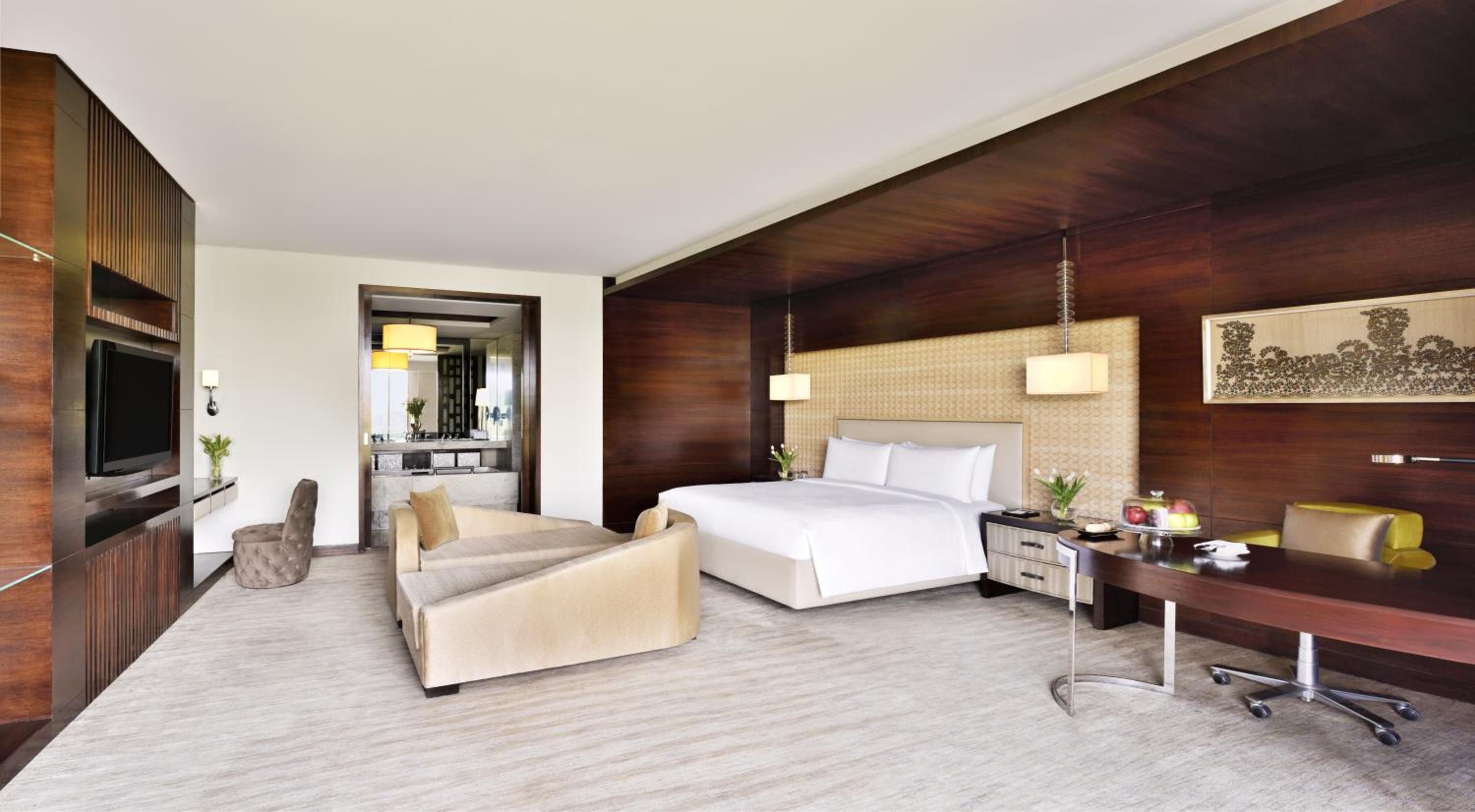 Presidential Suite with complimentary Breakfast & Club access with unlimited IMFL Beverages 5PM to 7PM