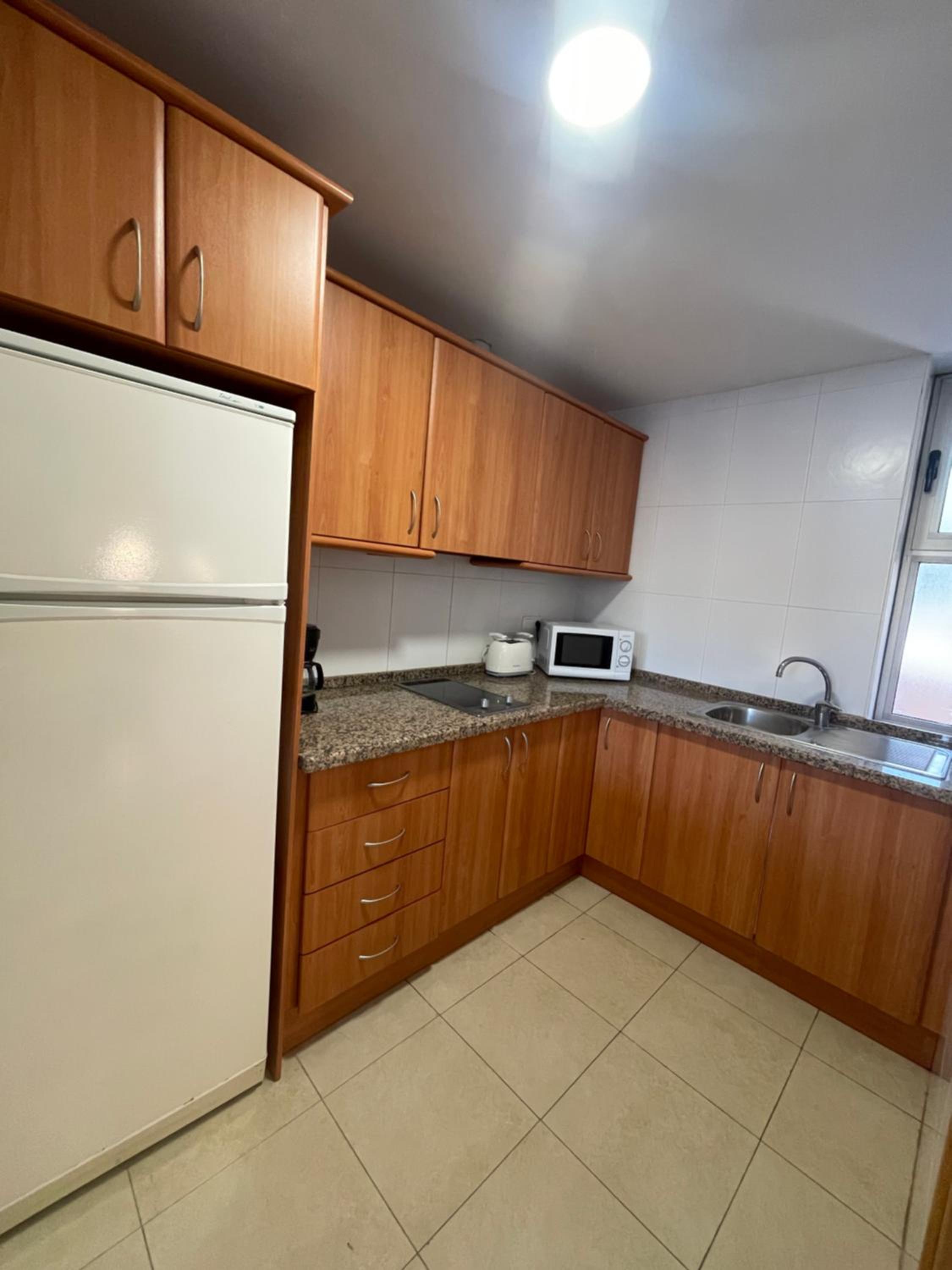 One-Bedroom Apartment (3 Adults) thumbnail 6
