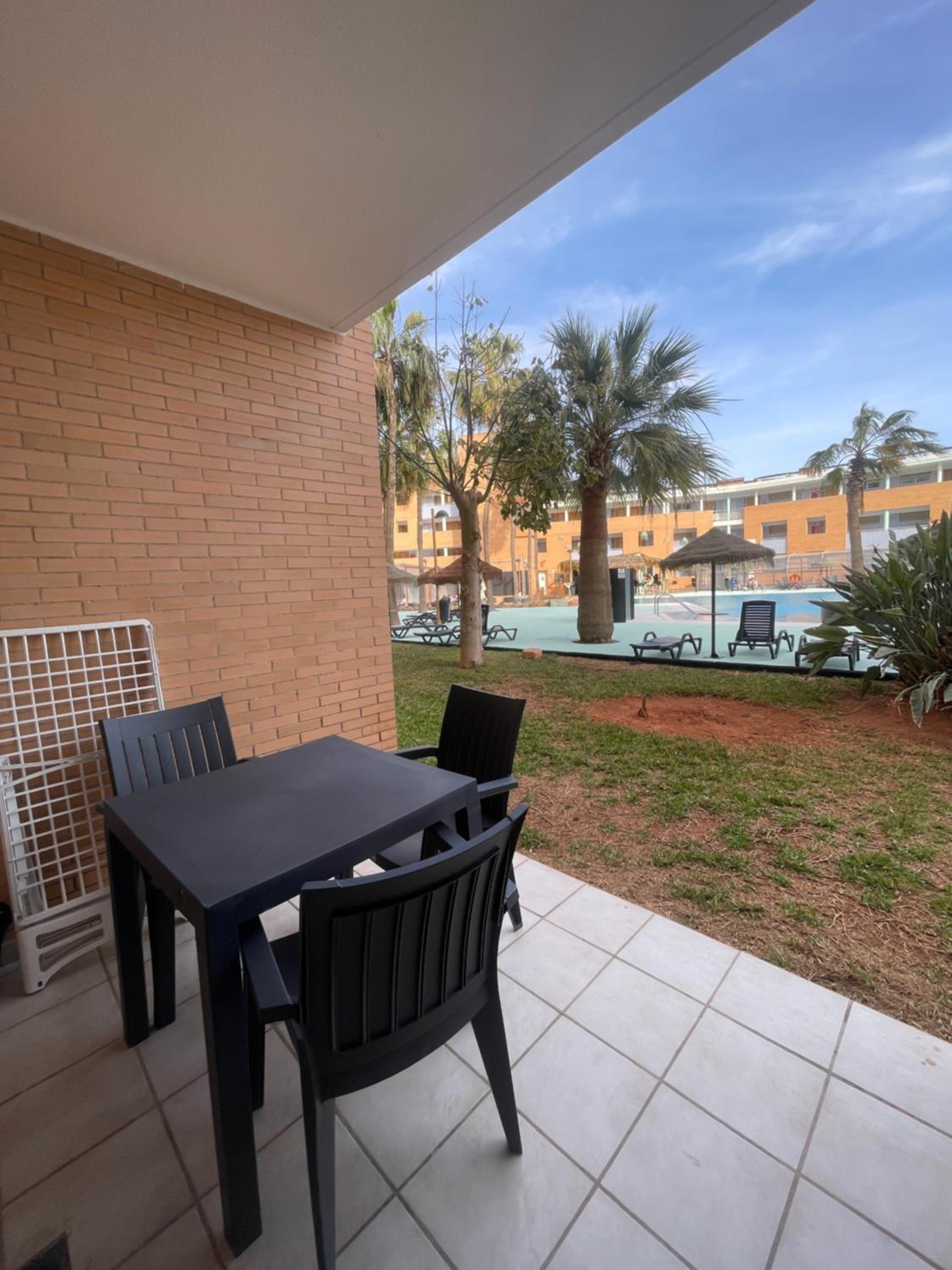 One-Bedroom Apartment (3 Adults) thumbnail 5