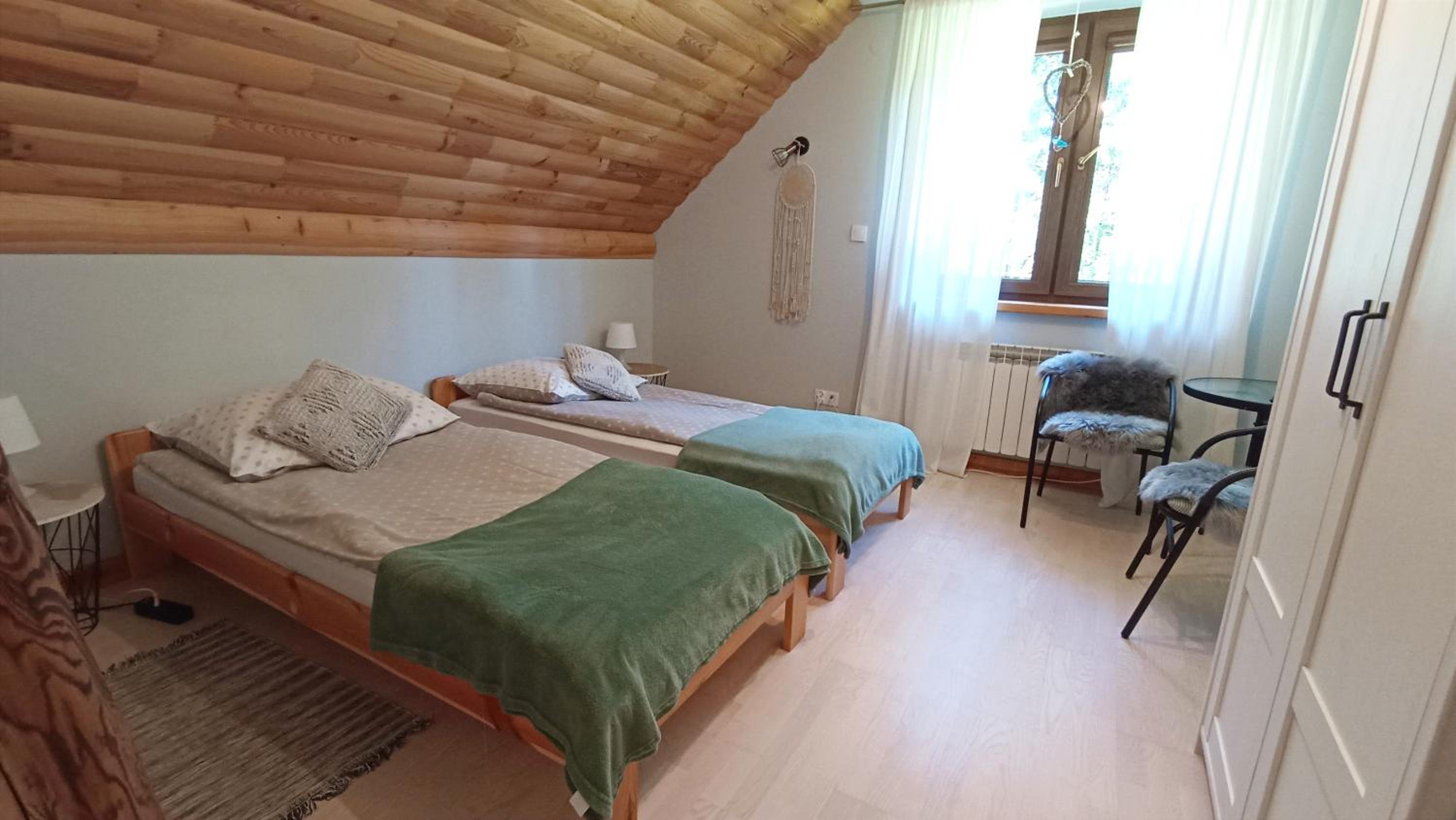Large Twin Room photo 1
