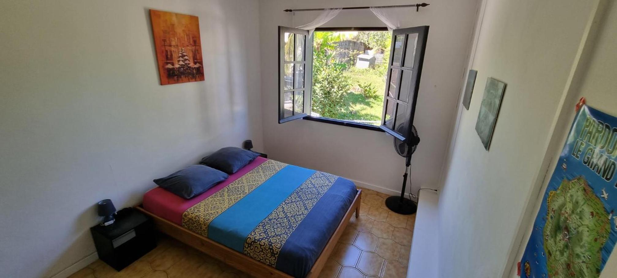 Apartment with Terrace - Photo 11