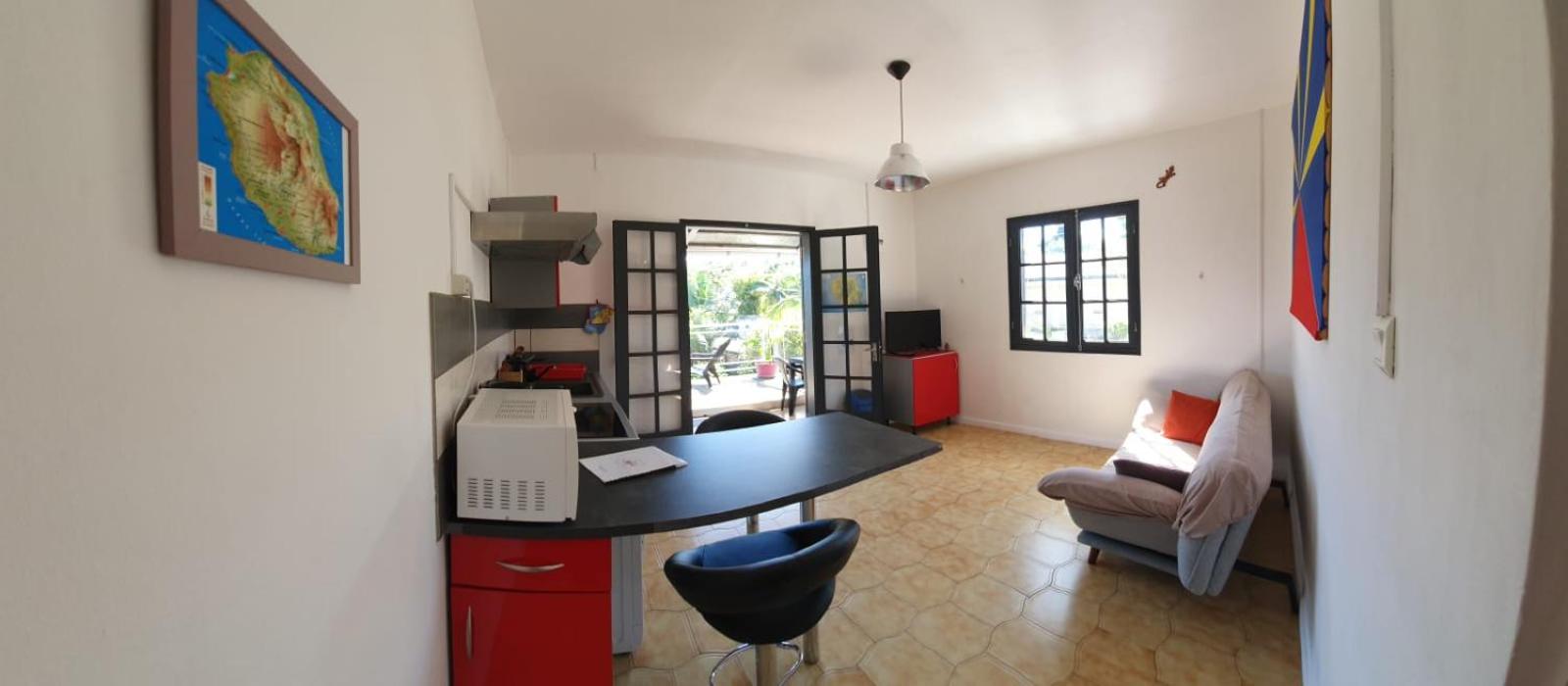 Apartment with Terrace - Photo 9