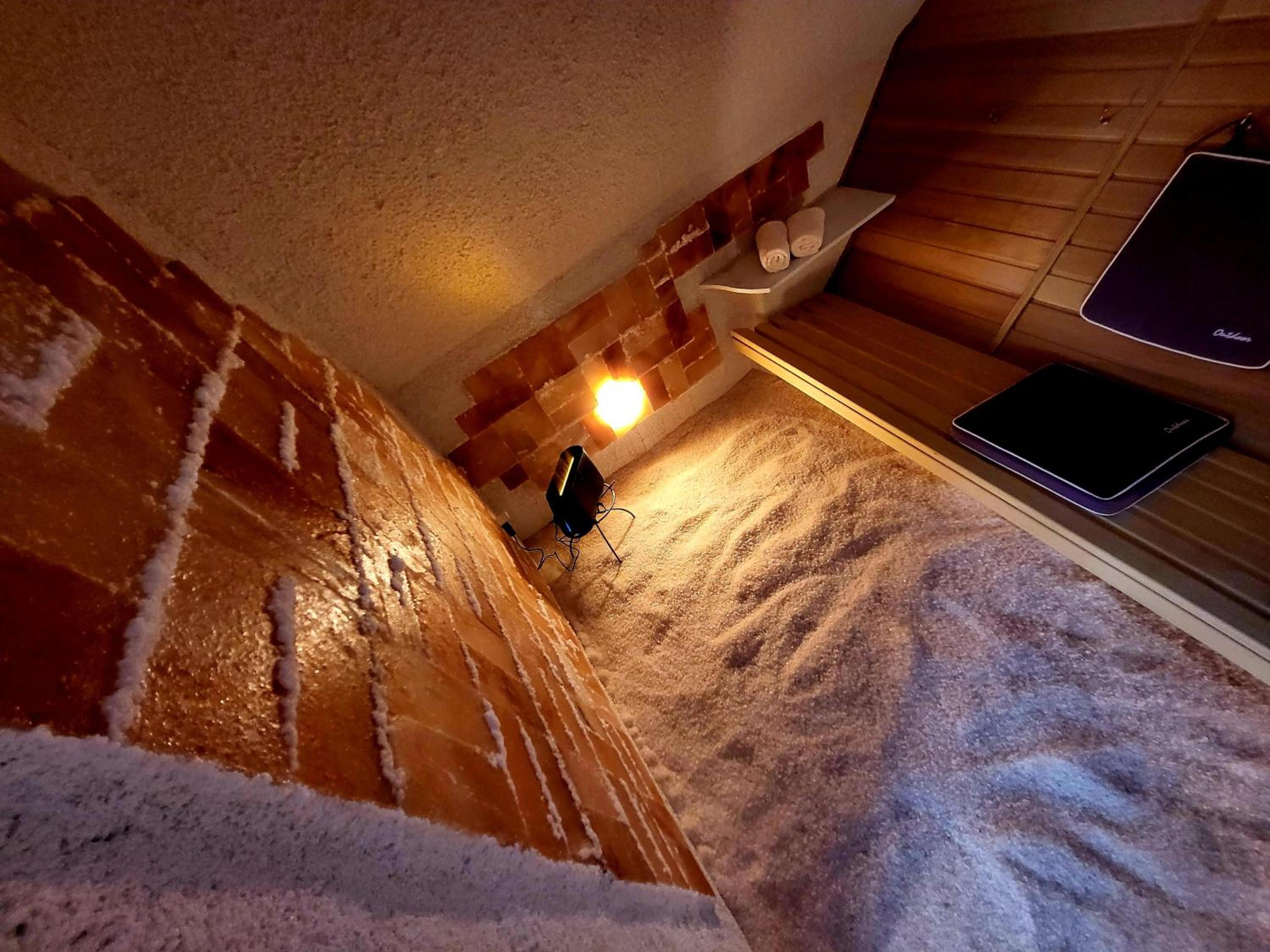 Deluxe Twin Room mit Salzkammer thumbnail 6