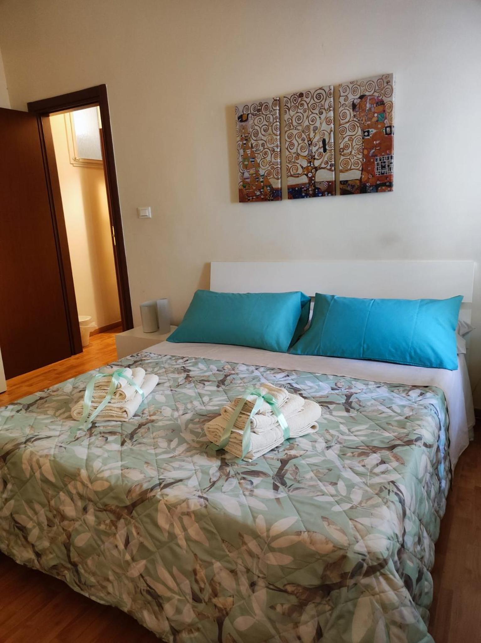 Triple Room with Bathroom - Photo 6