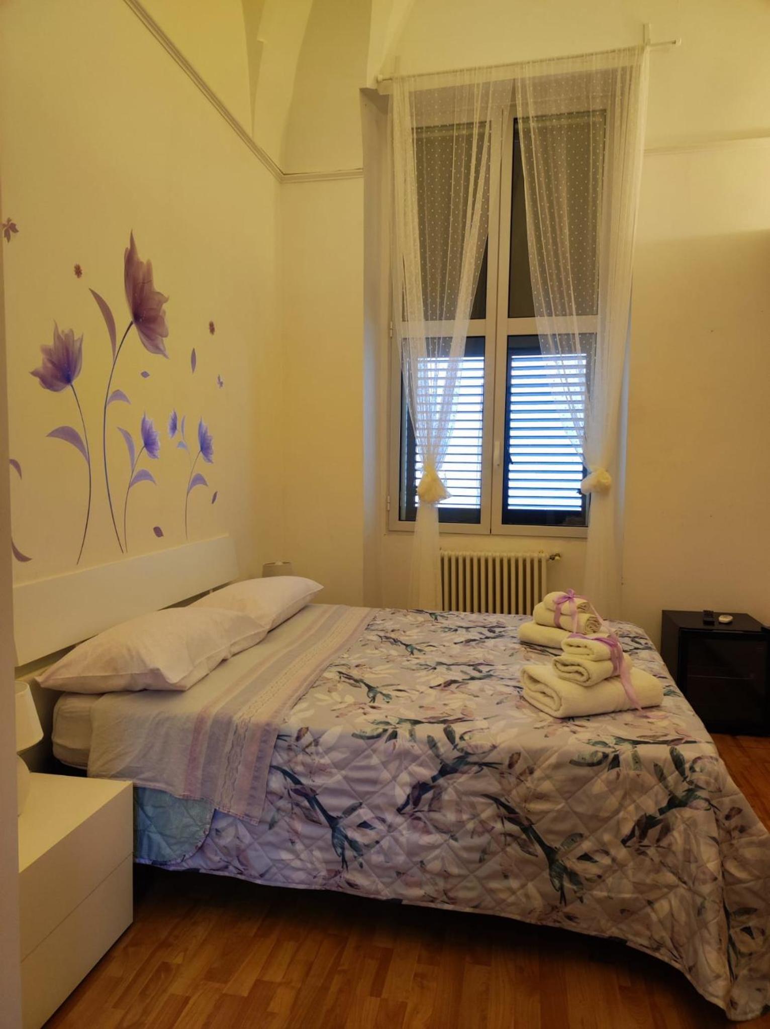 Double Room - Photo 7
