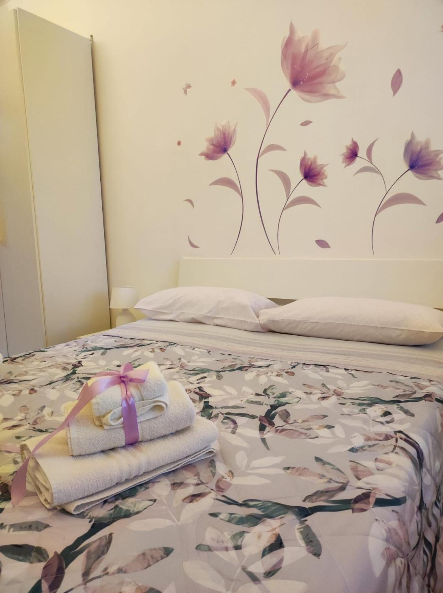 Double Room - Photo 6