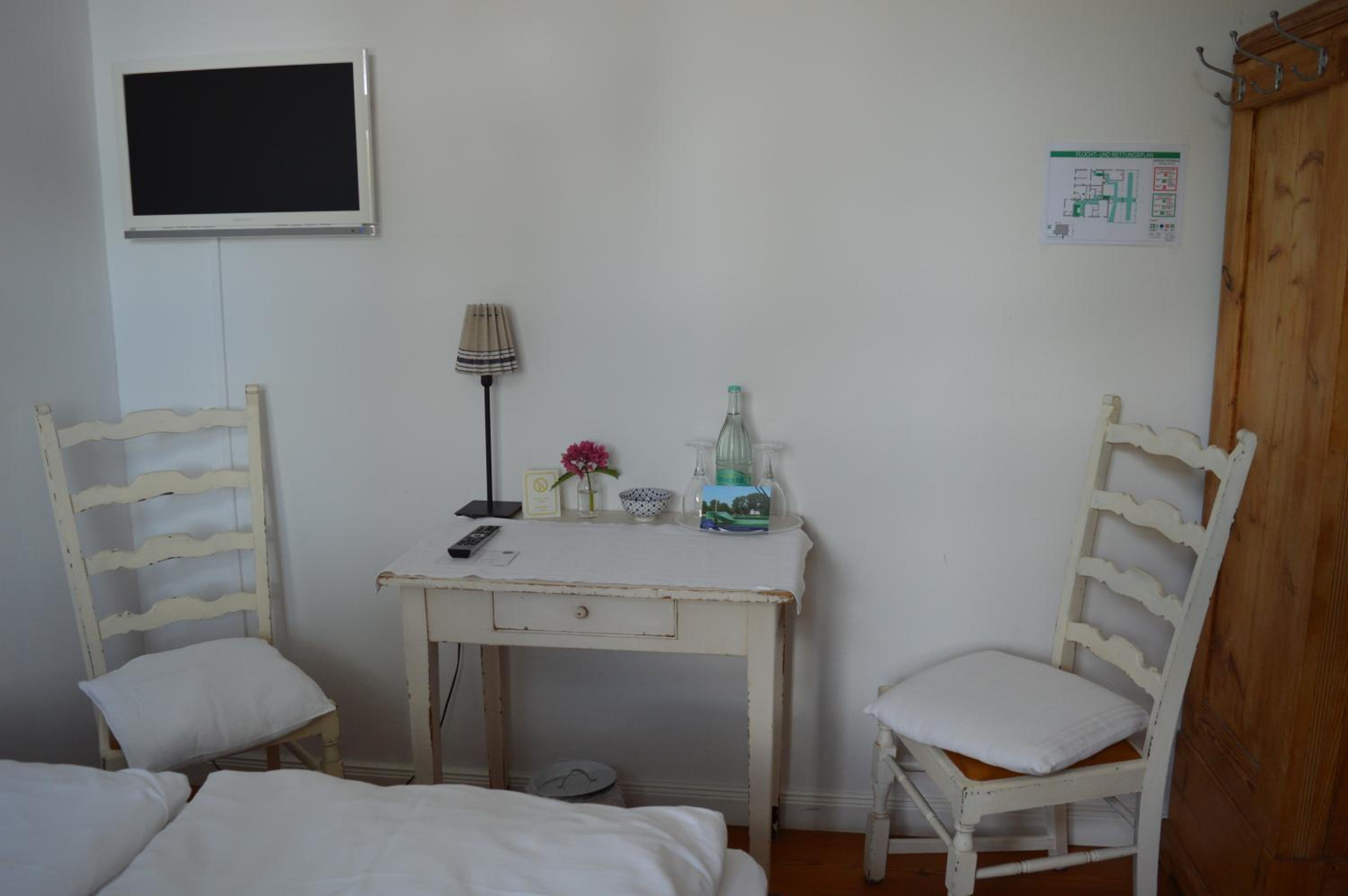 Standard Double Room photo 1