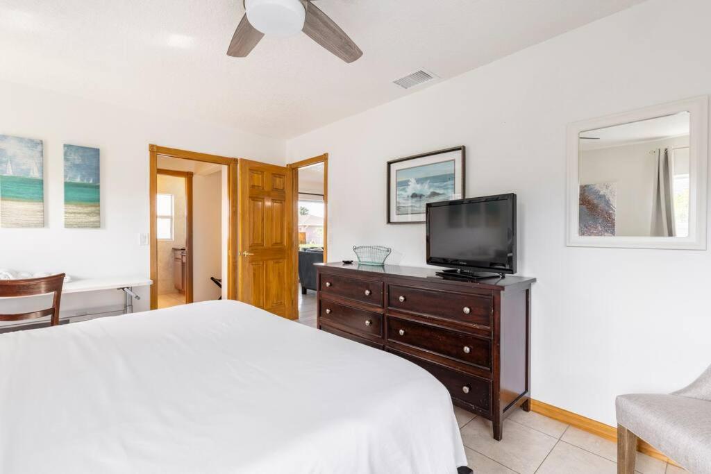 Four-Bedroom House photo 1
