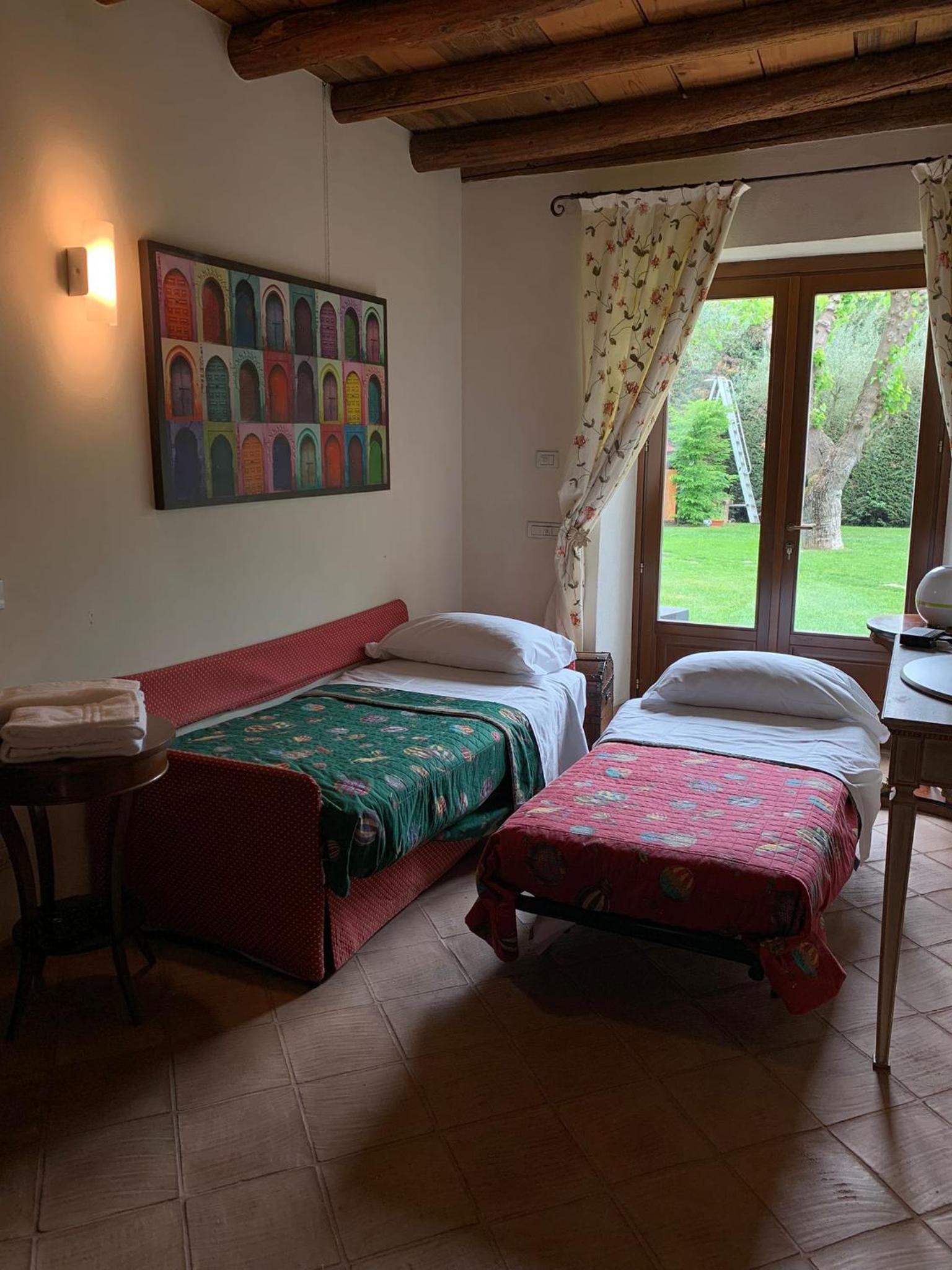 Deluxe Family Suite photo 3