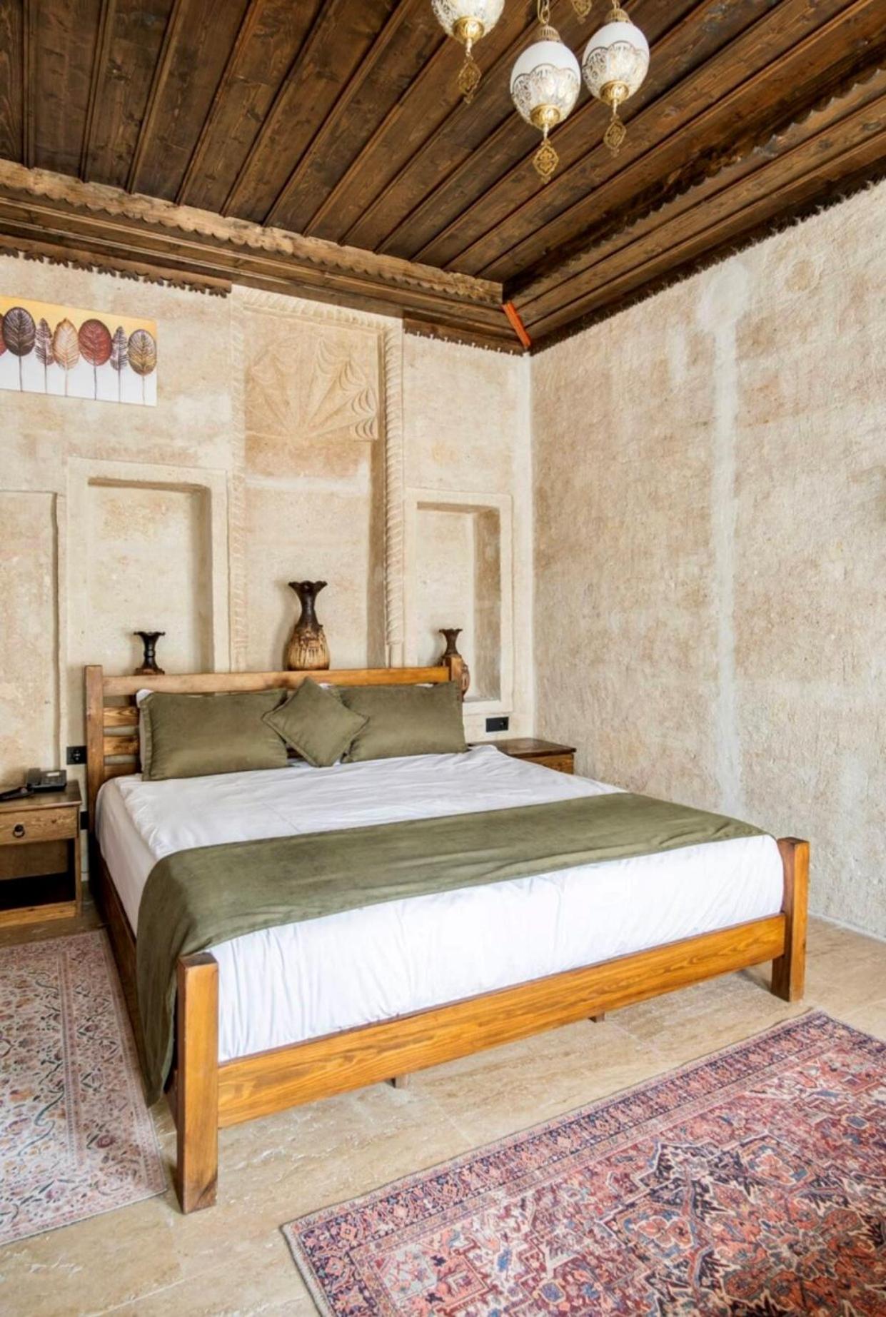Quadruple Room - Photo 13