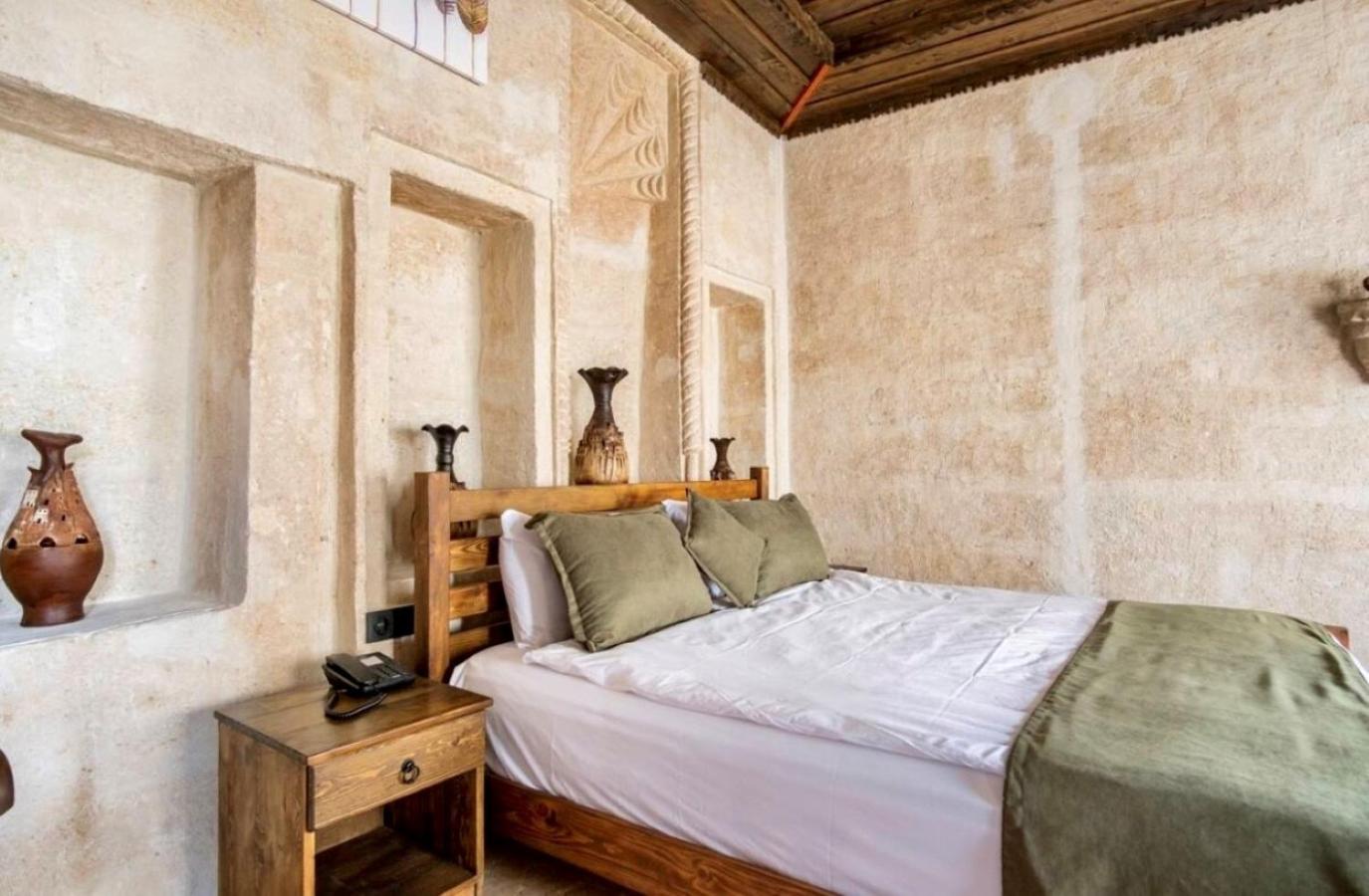 Quadruple Room - Photo 11