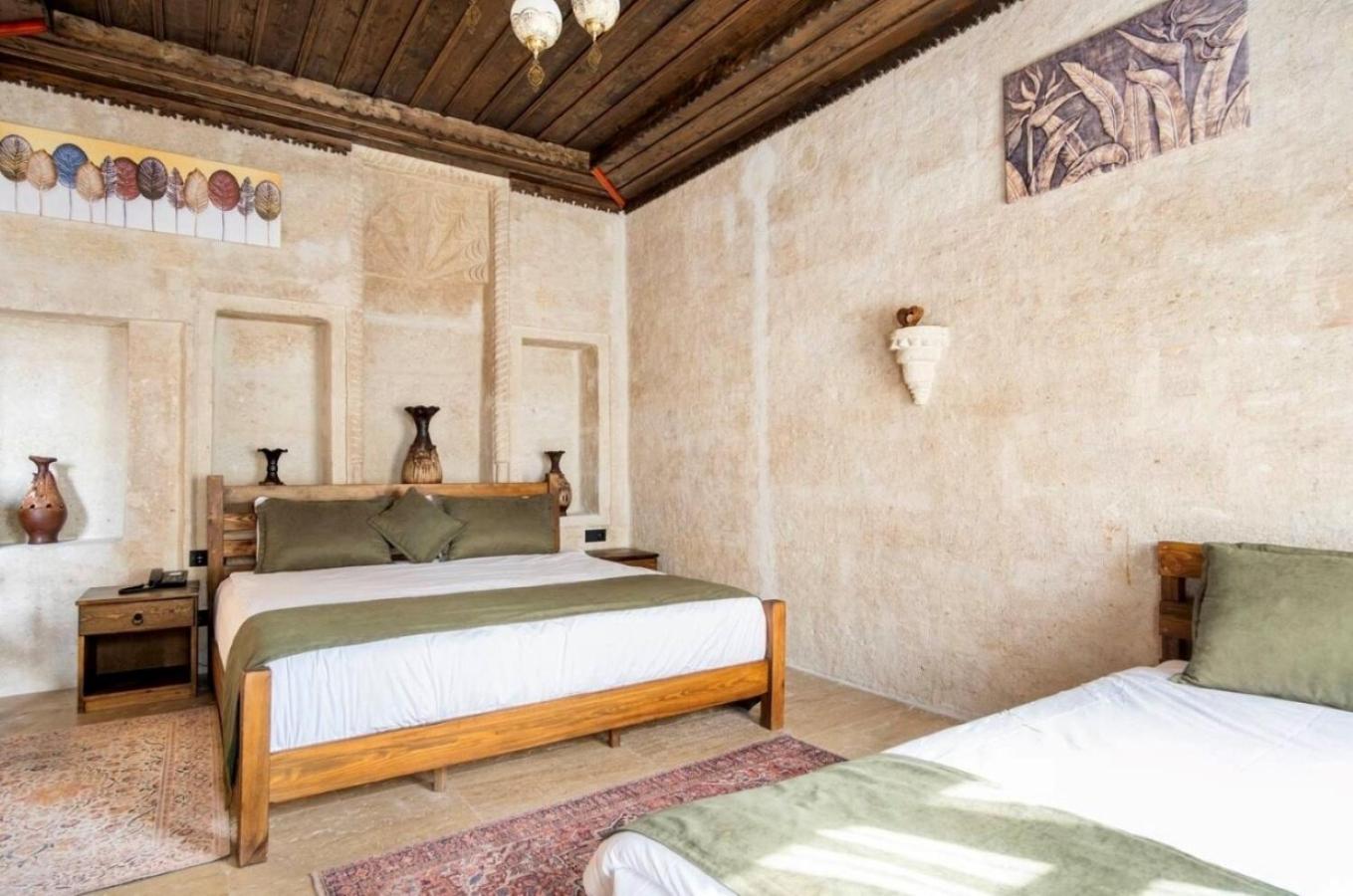 Quadruple Room - Photo 9