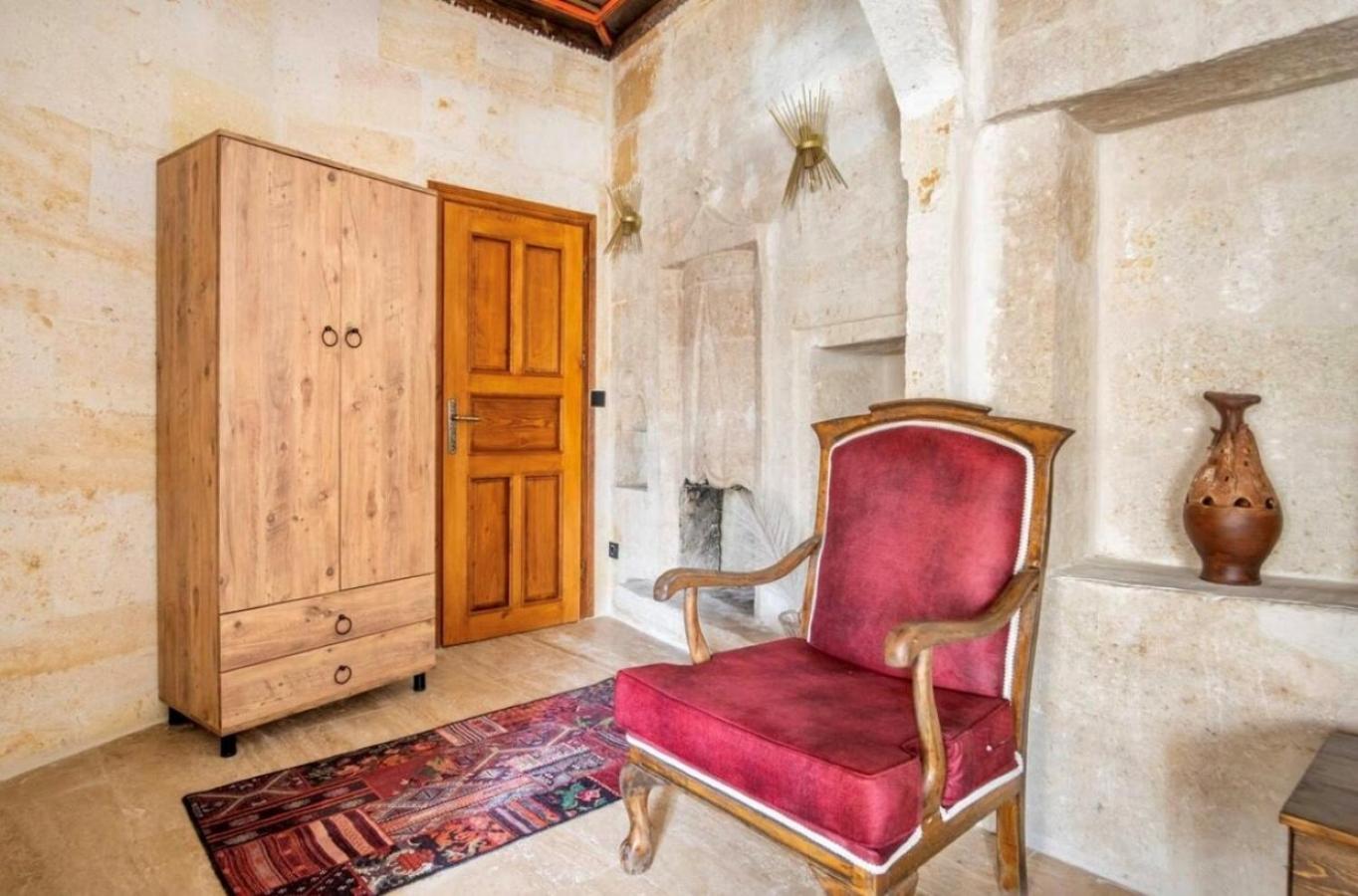 Quadruple Room - Photo 4