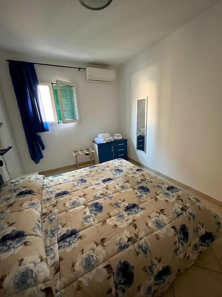 Apartment with Terrace photo 3