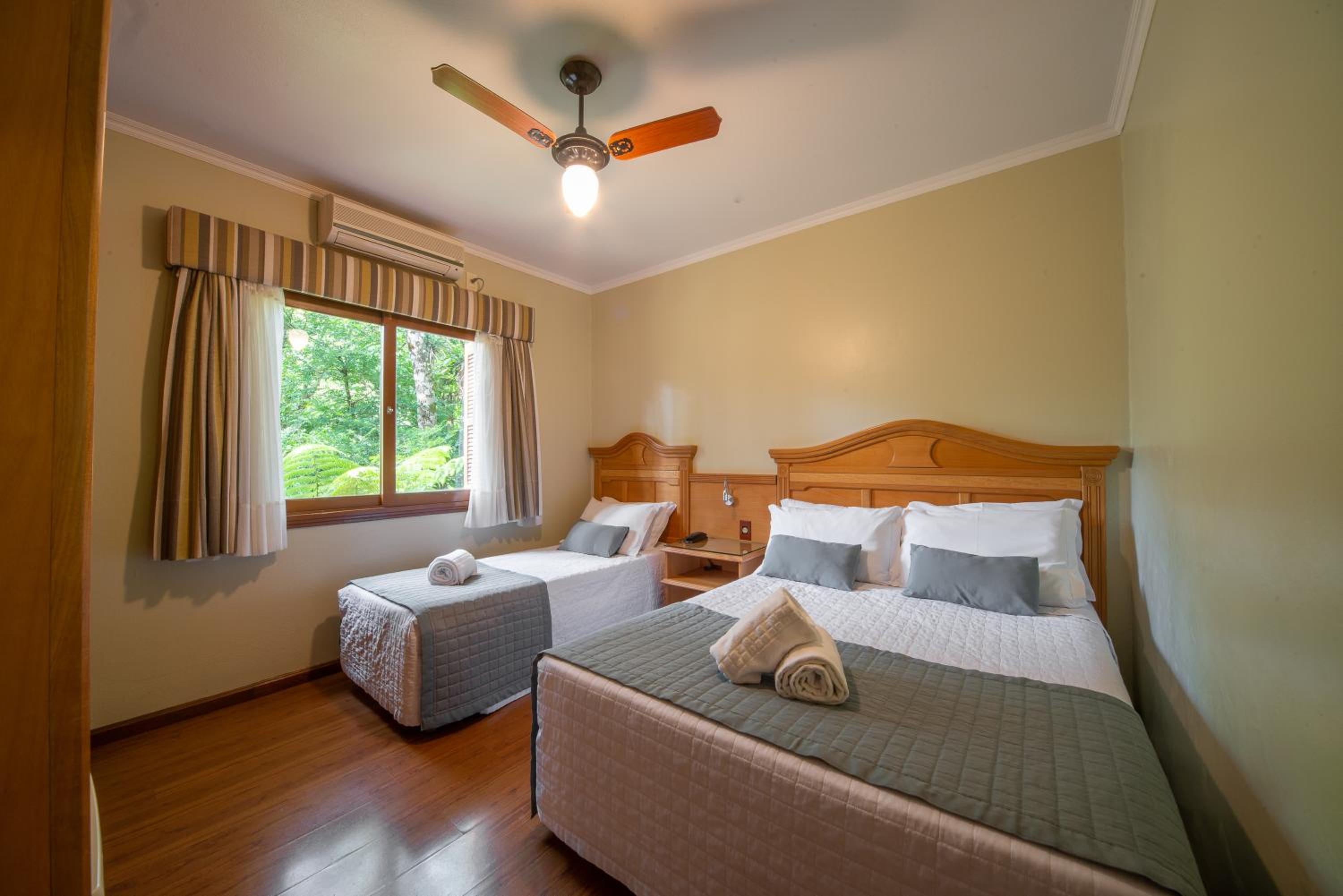 Standard Triple Room photo 2