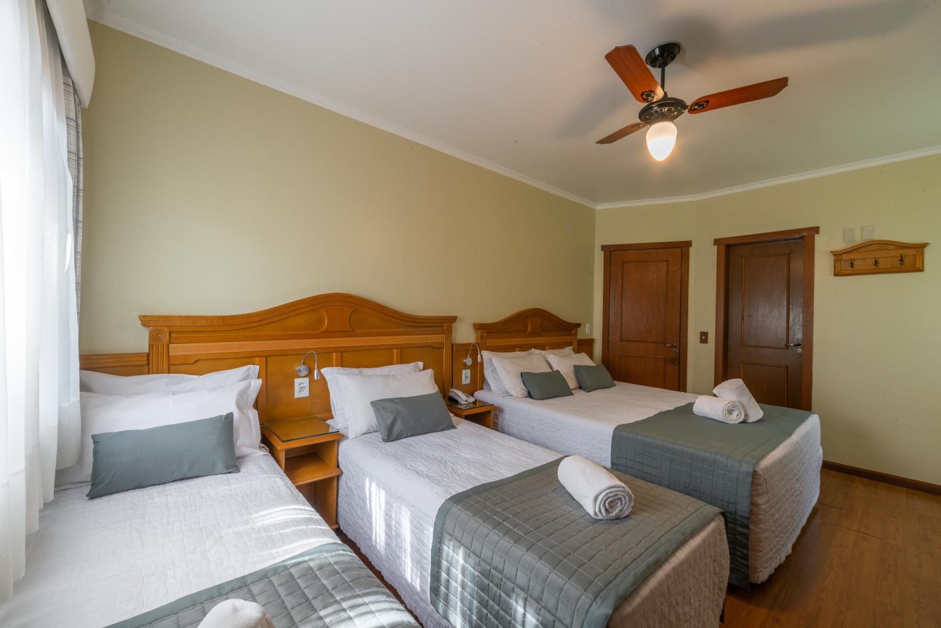 Standard Quadruple Room photo 3