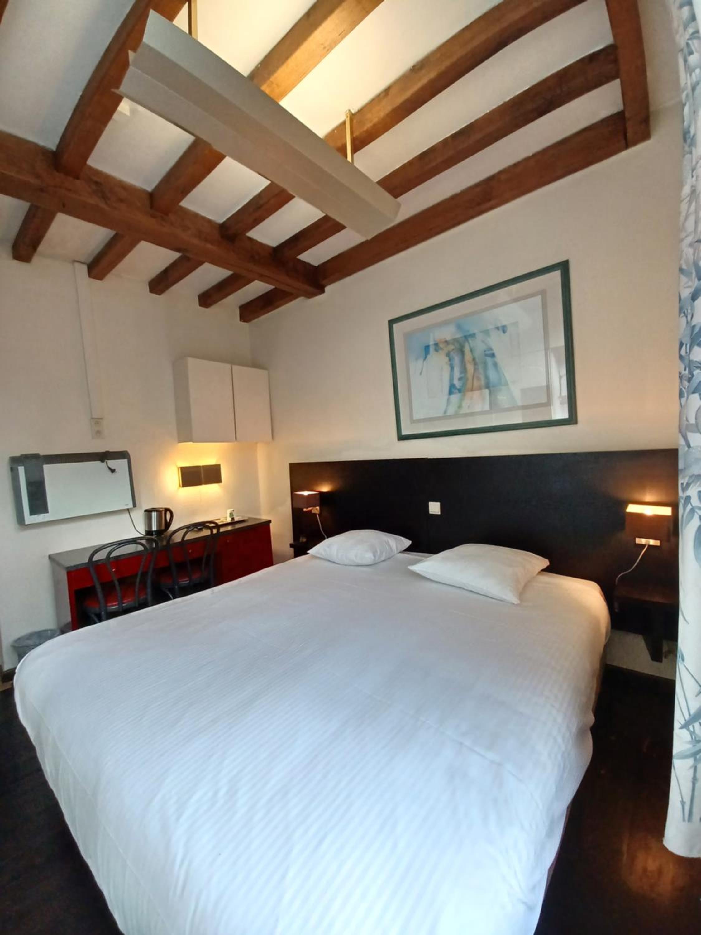 Standard Double Or Twin Room - Photo 30