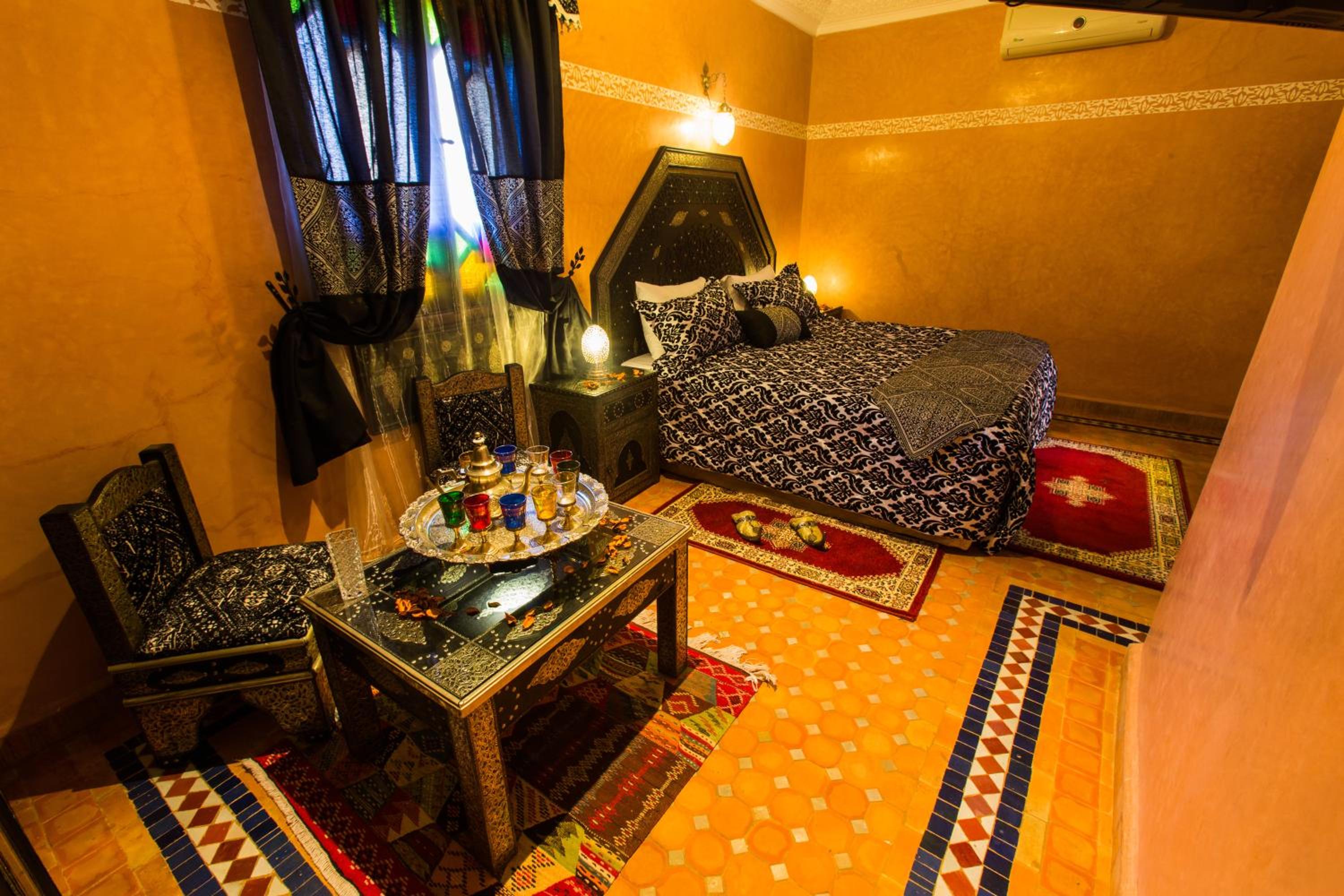 Large Double Room photo 3