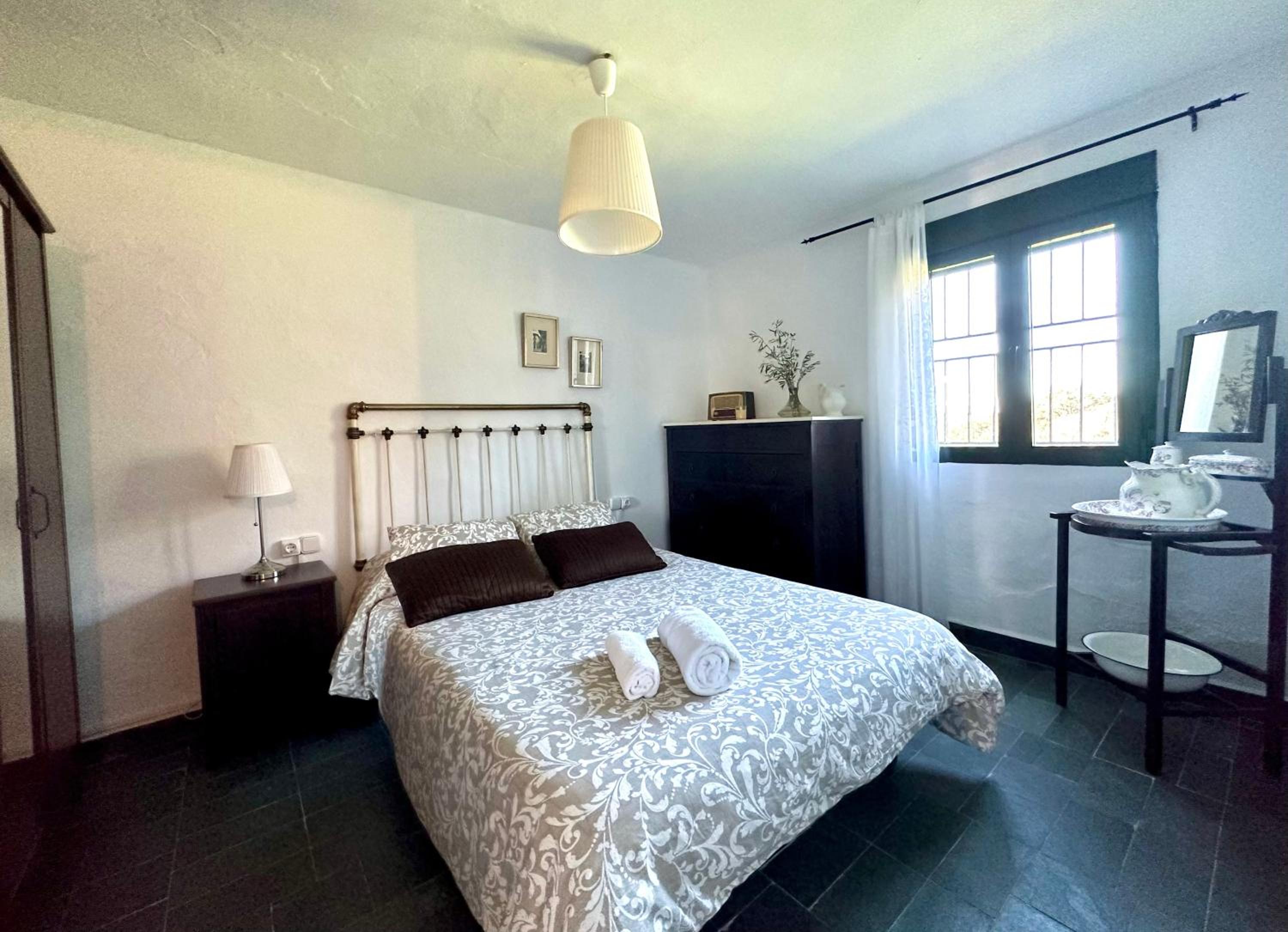 Four-Bedroom House photo 3