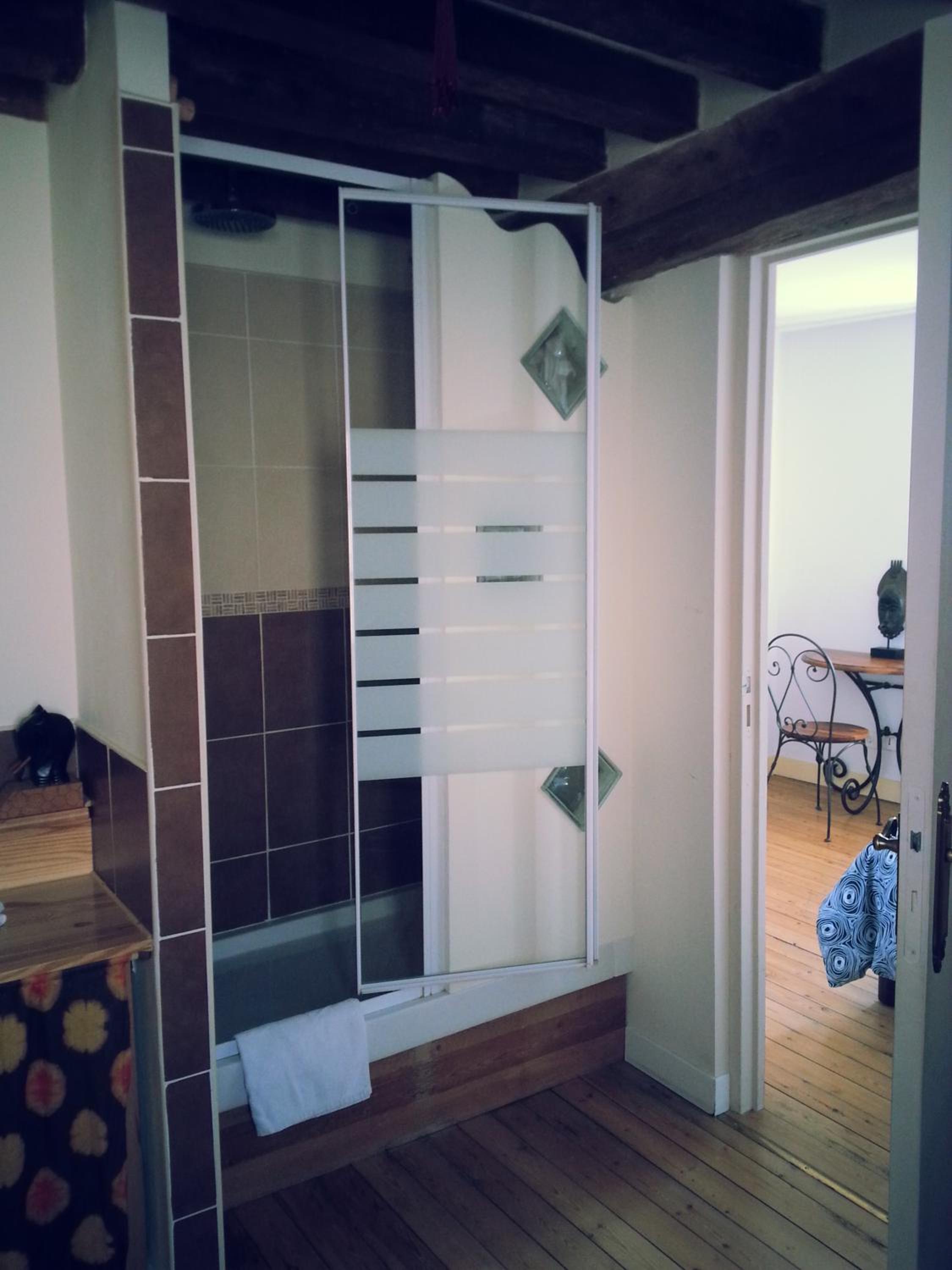 Retour d'Afrique - Double or Twin Room photo 3