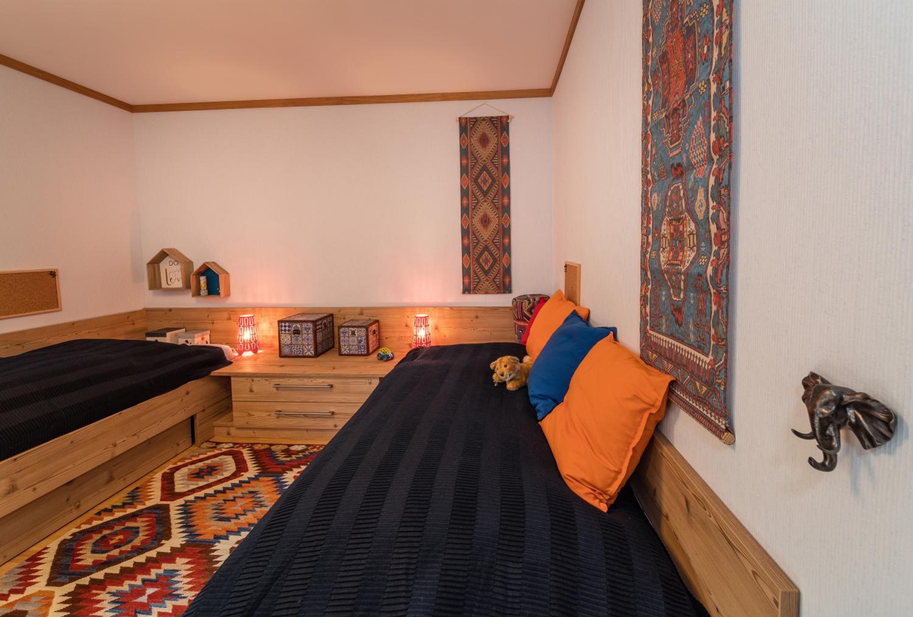 Three-Bedroom Apartment photo 2
