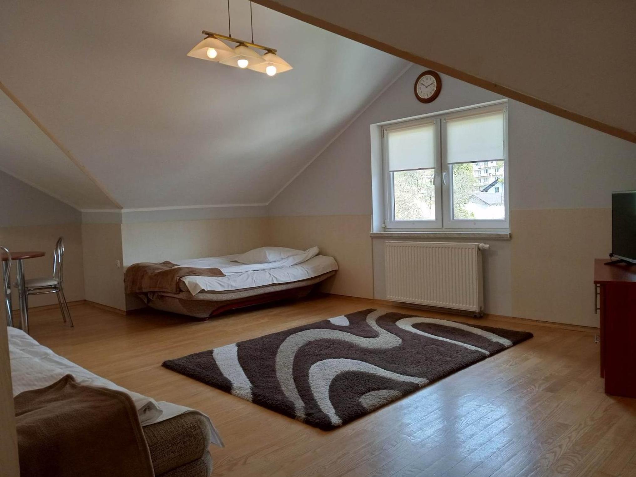 Apartment photo 2