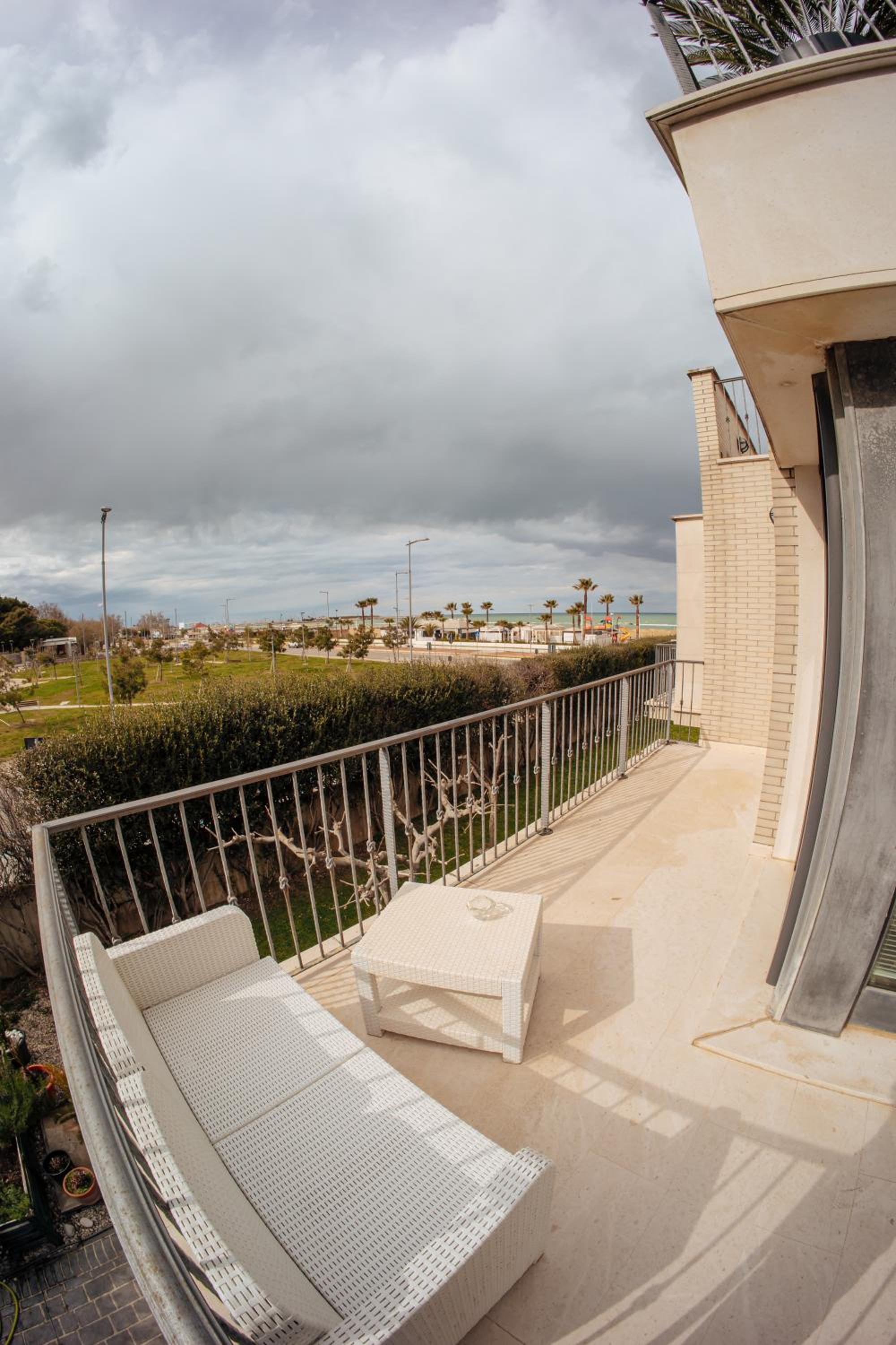 Deluxe Double Room with Sea View photo 3
