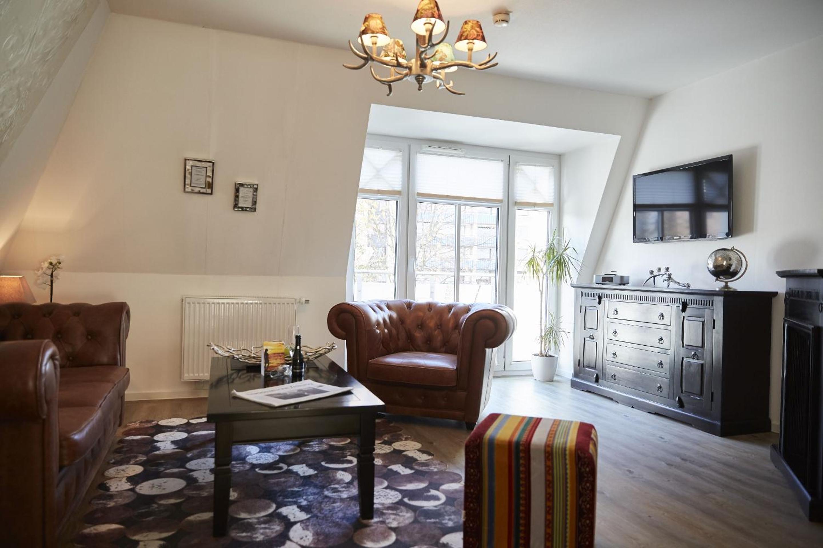 Large Suite