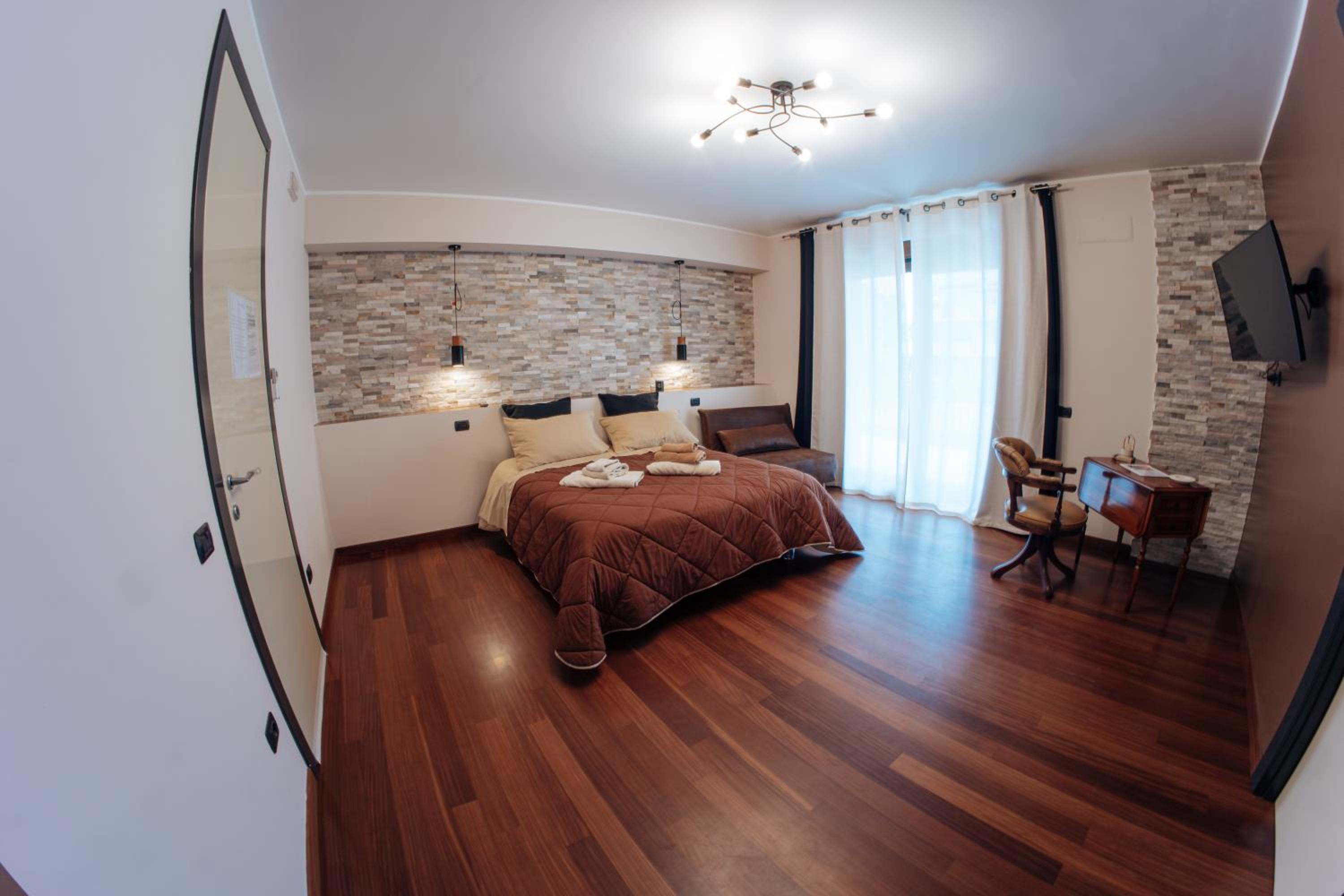 Deluxe Queen Room photo 1