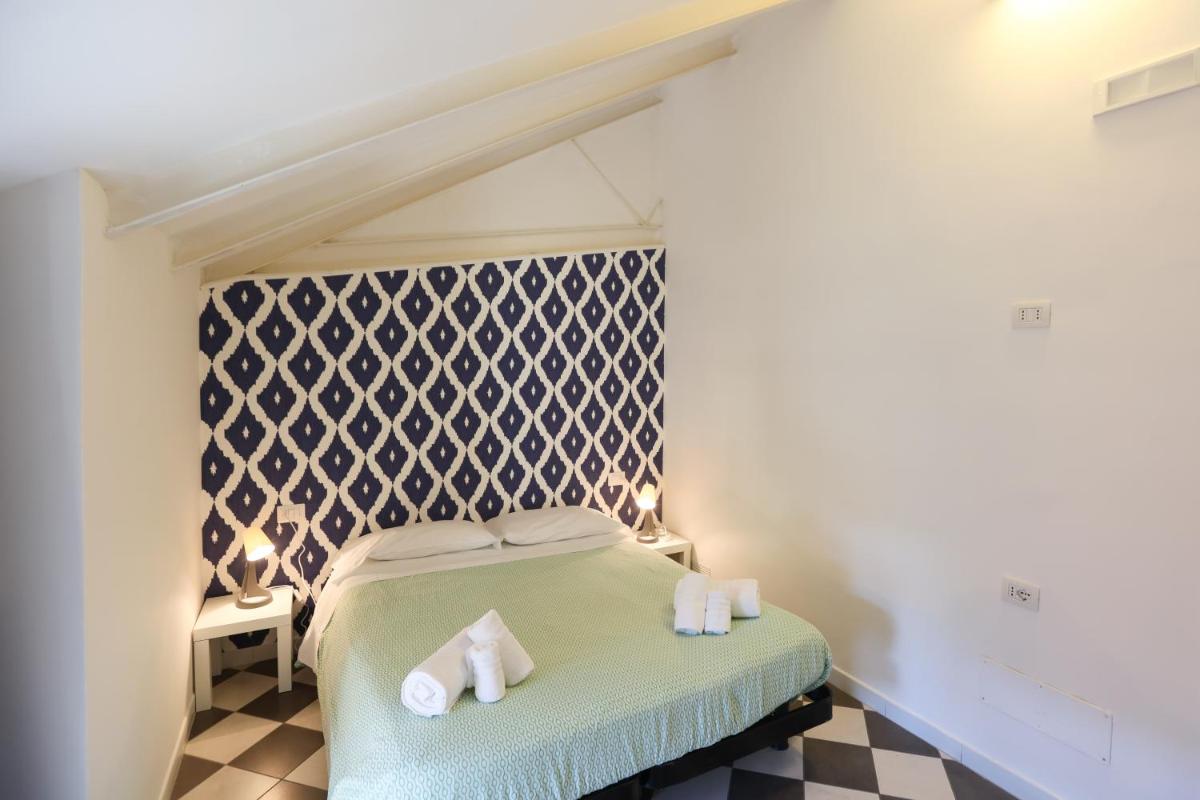 Triple Room with Private External Bathroom photo 2