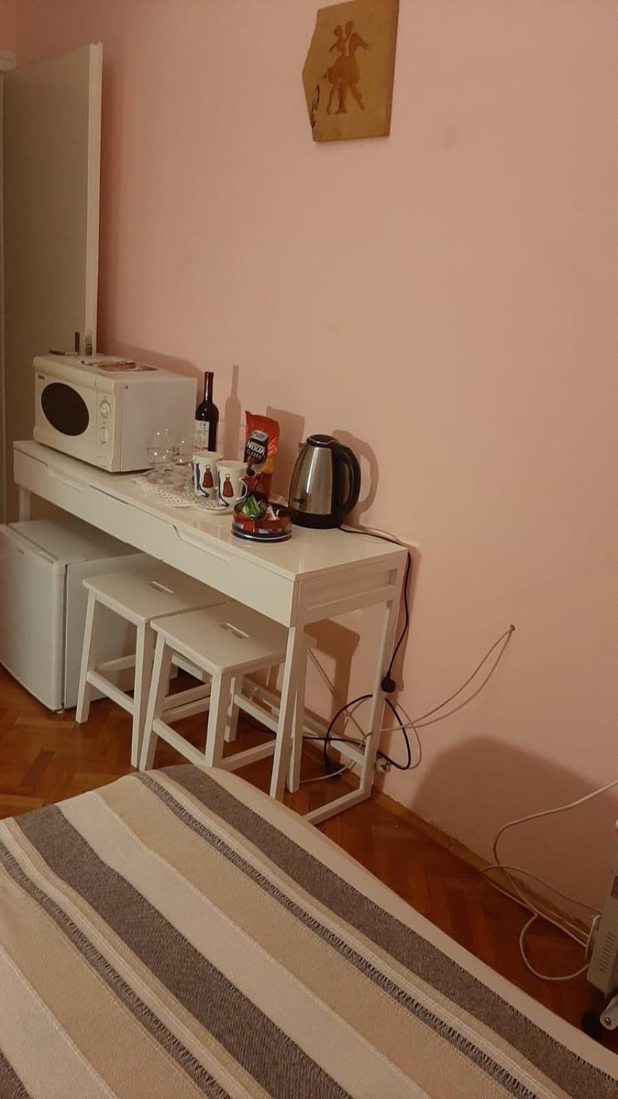 Deluxe Double Room - Photo 14