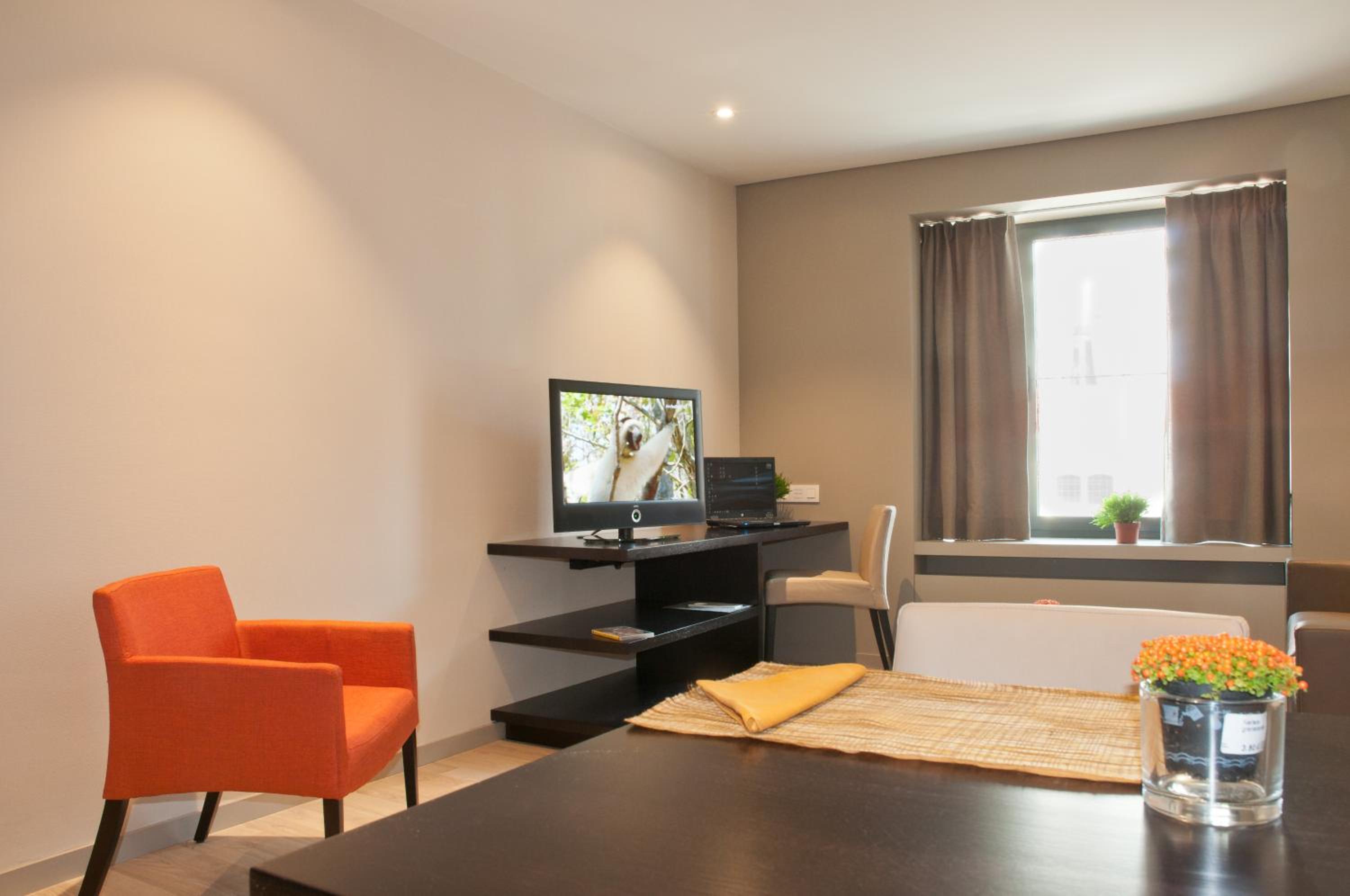Apartment - Photo 18