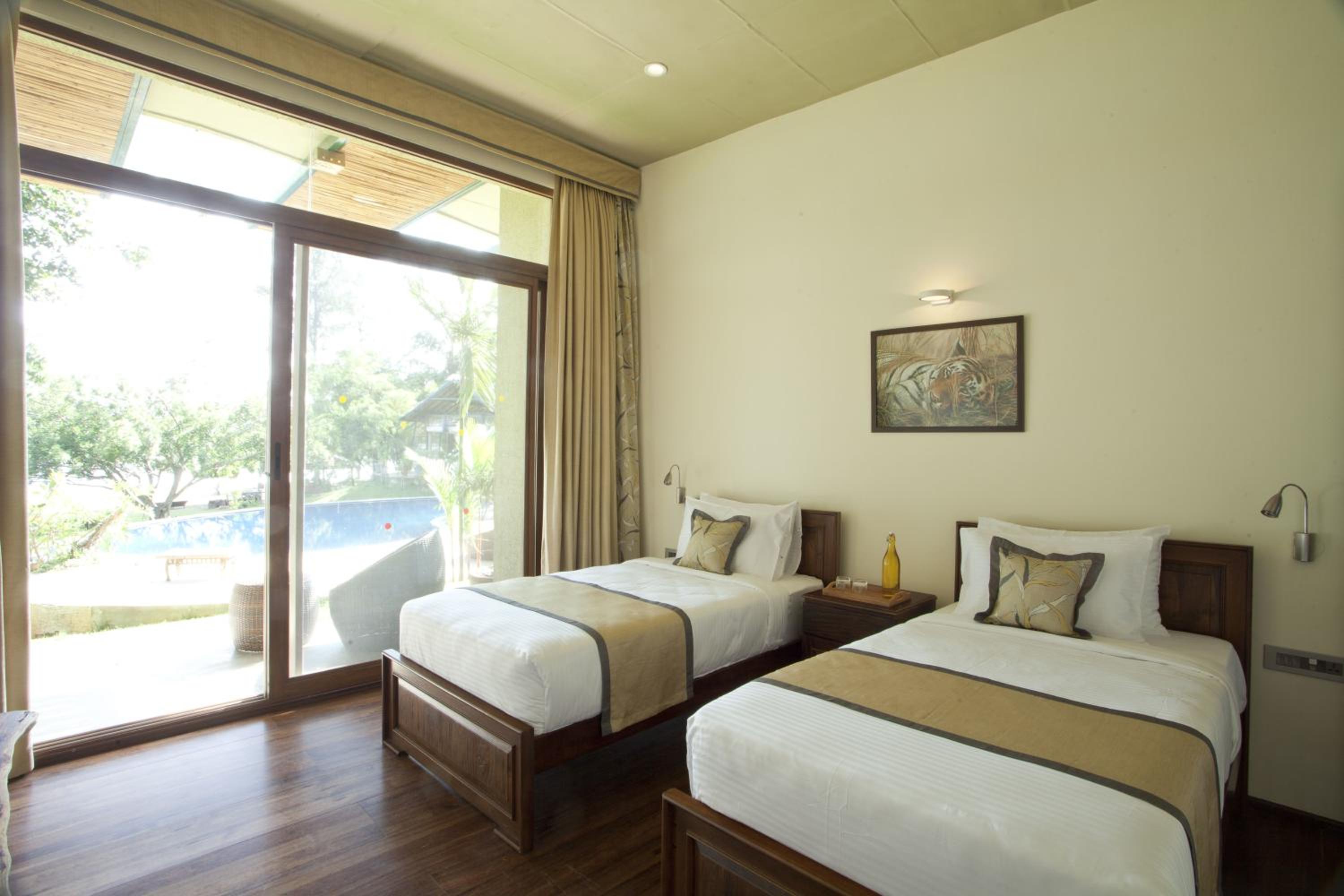 Deluxe Twin Room photo 3