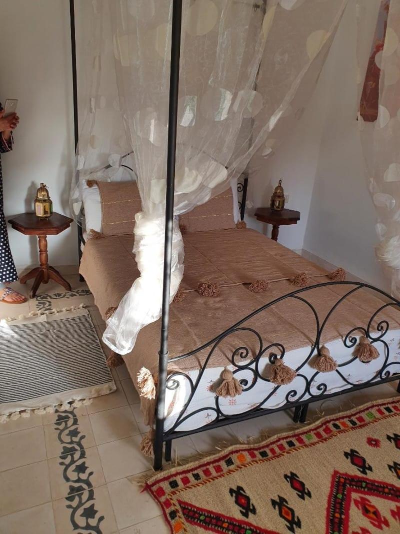 Double Room with Shared Bathroom photo 3